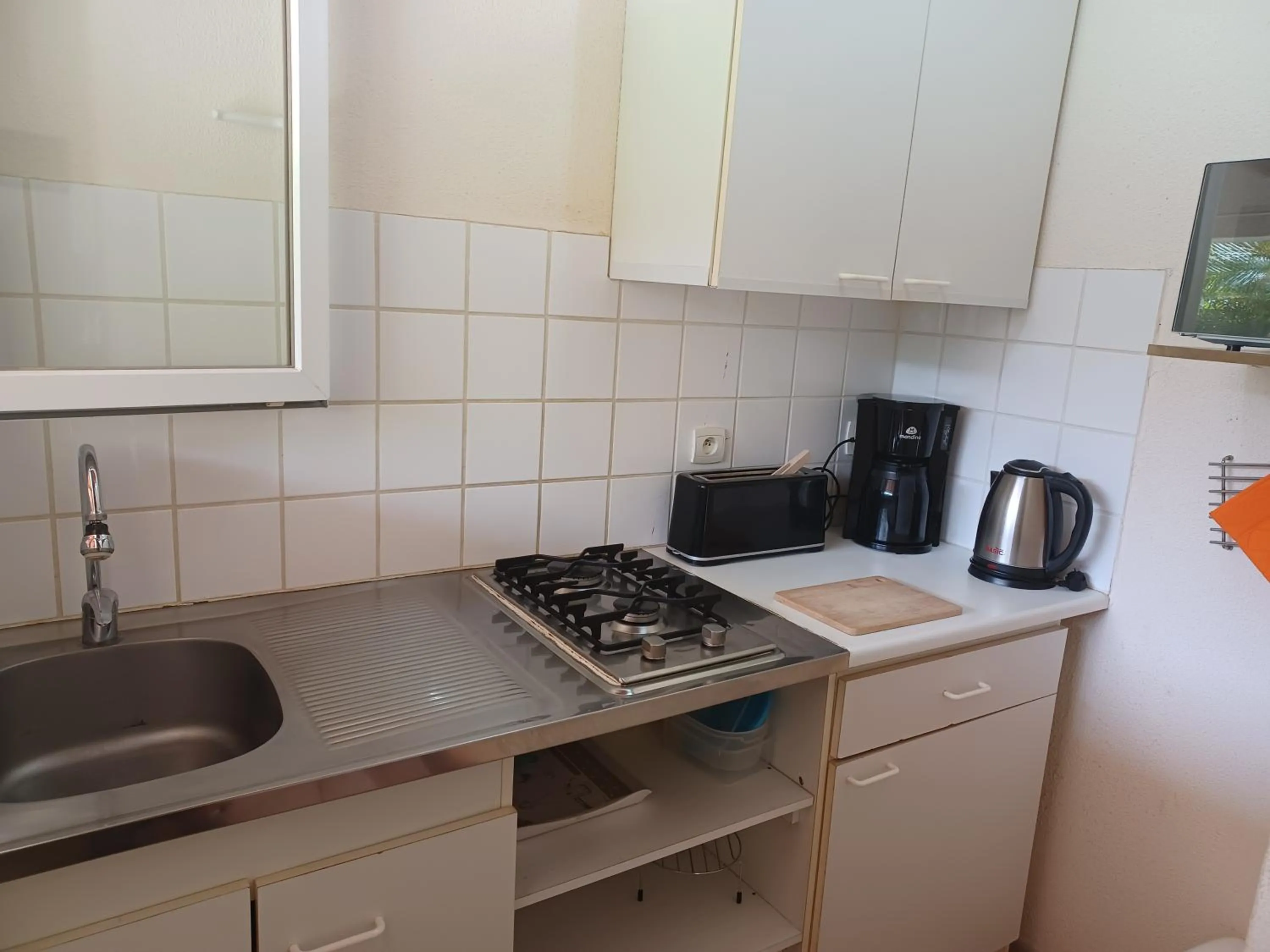 Kitchen or kitchenette in Ti-Soleil
