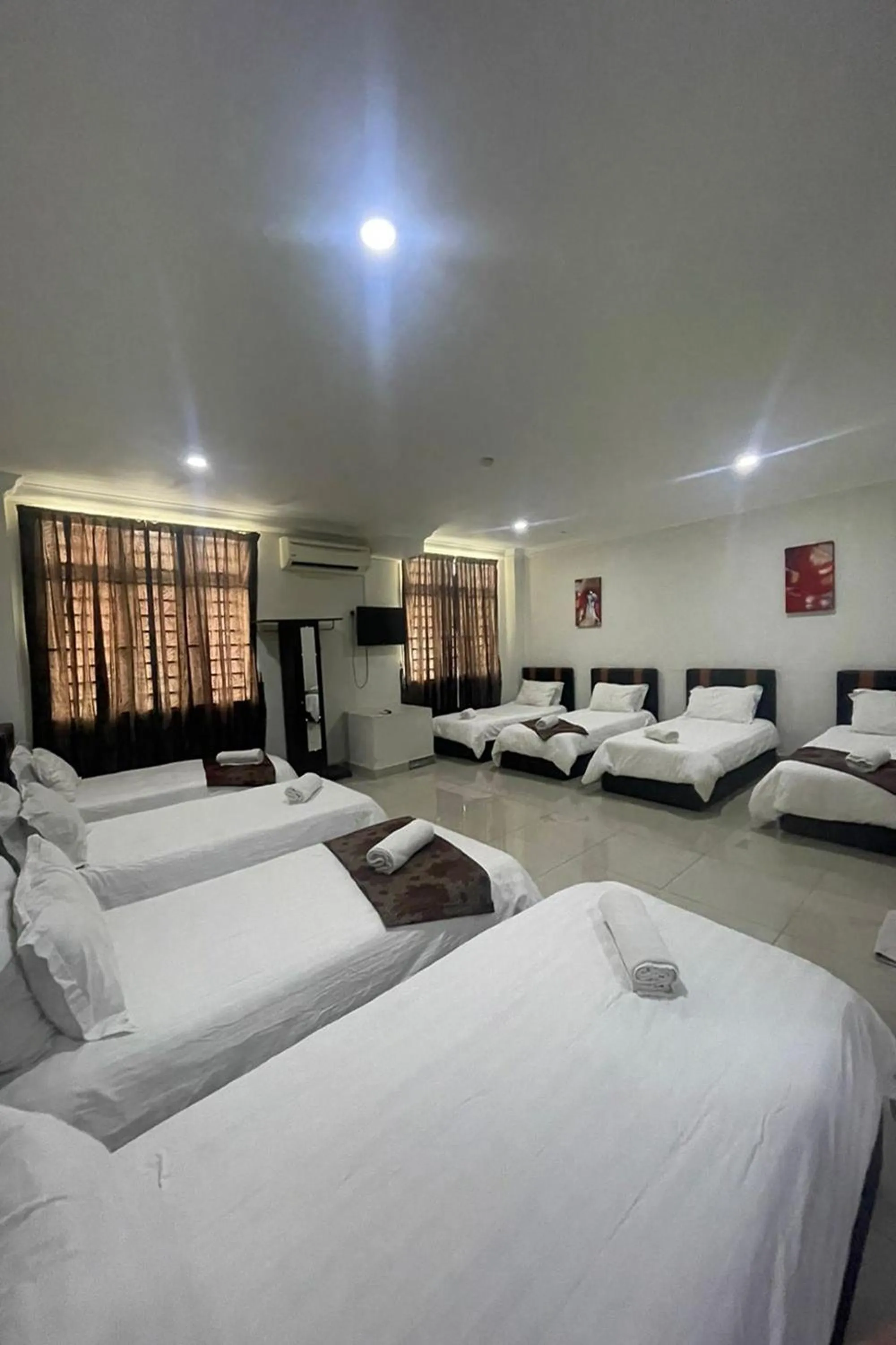 Bed in Hotel Mutiara KGMMB, Melaka