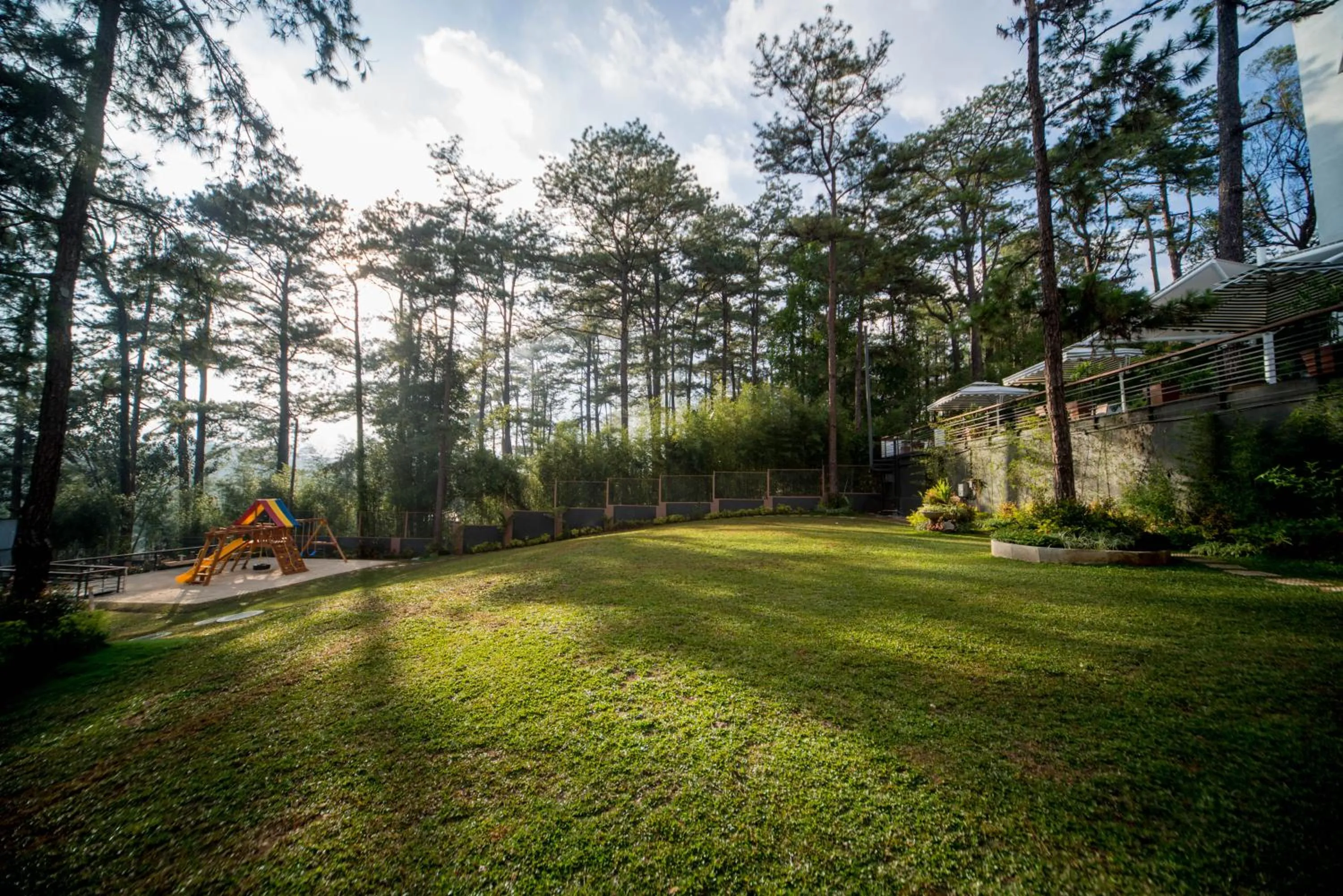 Area and facilities in Grand Sierra Pines Baguio