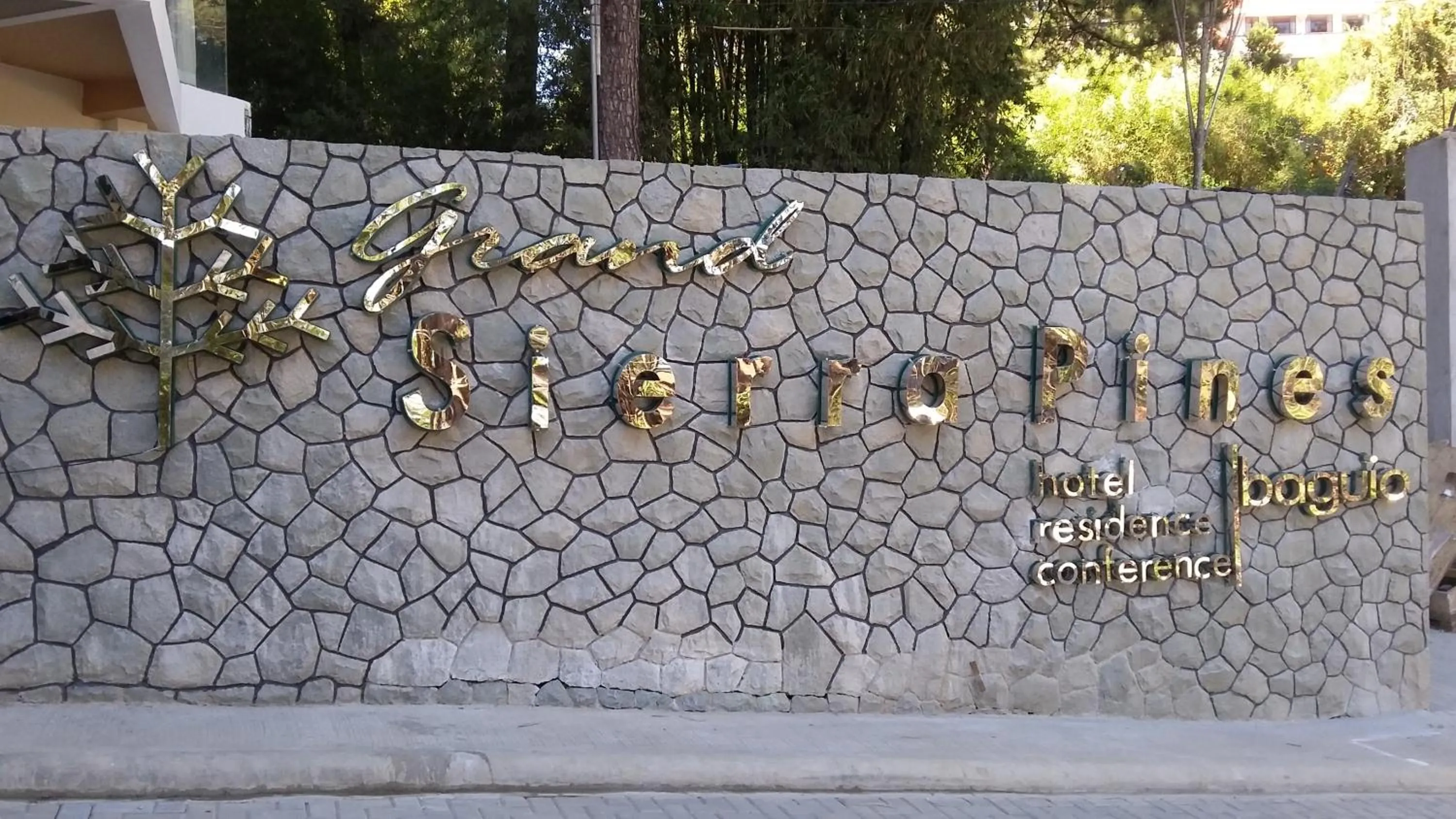Property logo or sign in Grand Sierra Pines Baguio