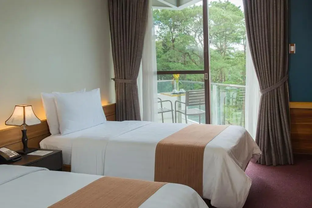 Bed in Grand Sierra Pines Baguio Bed in Grand Sierra Pines Baguio