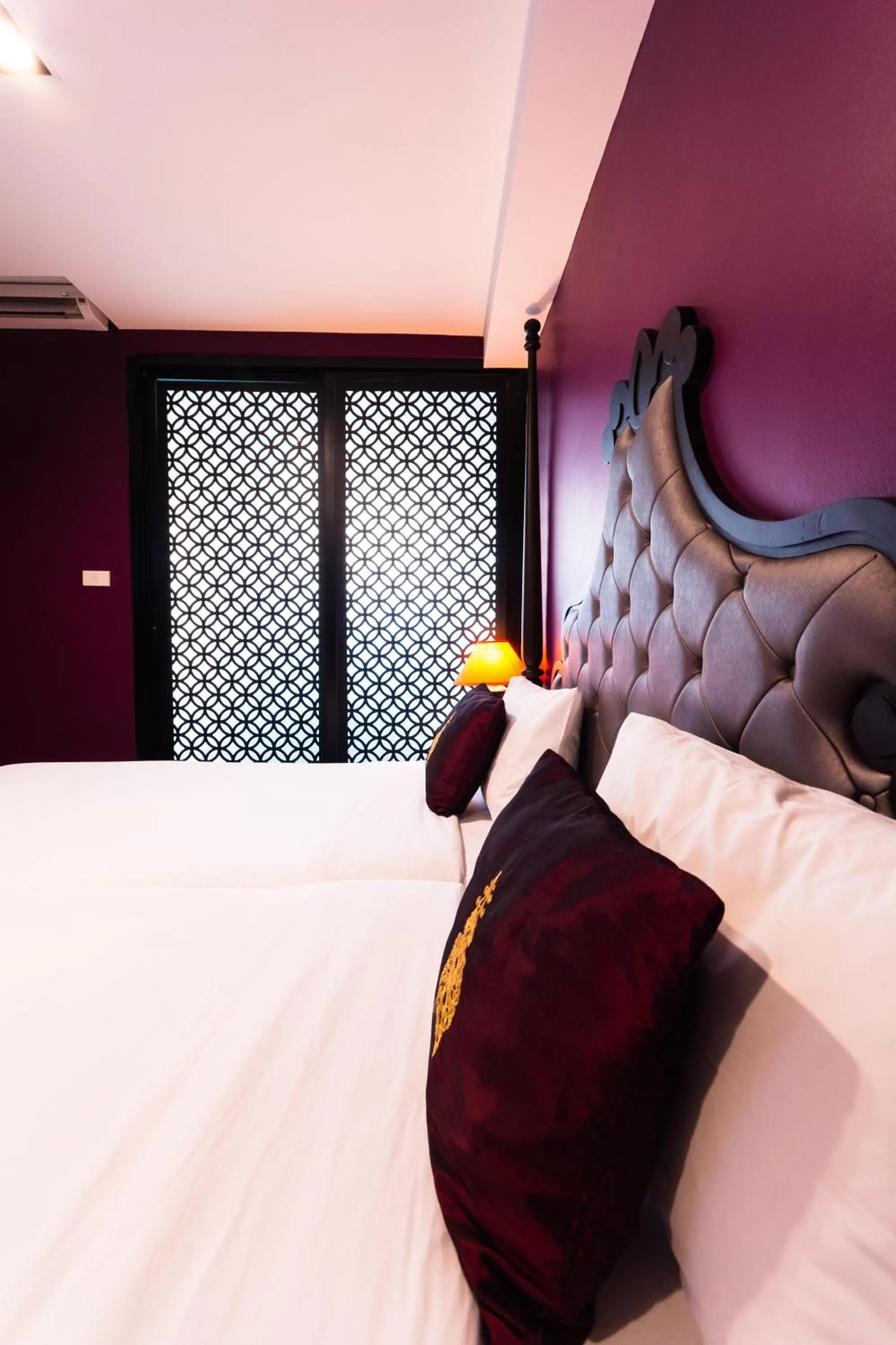 Bedroom, Bed in Violet Tower at Khaosan Palace