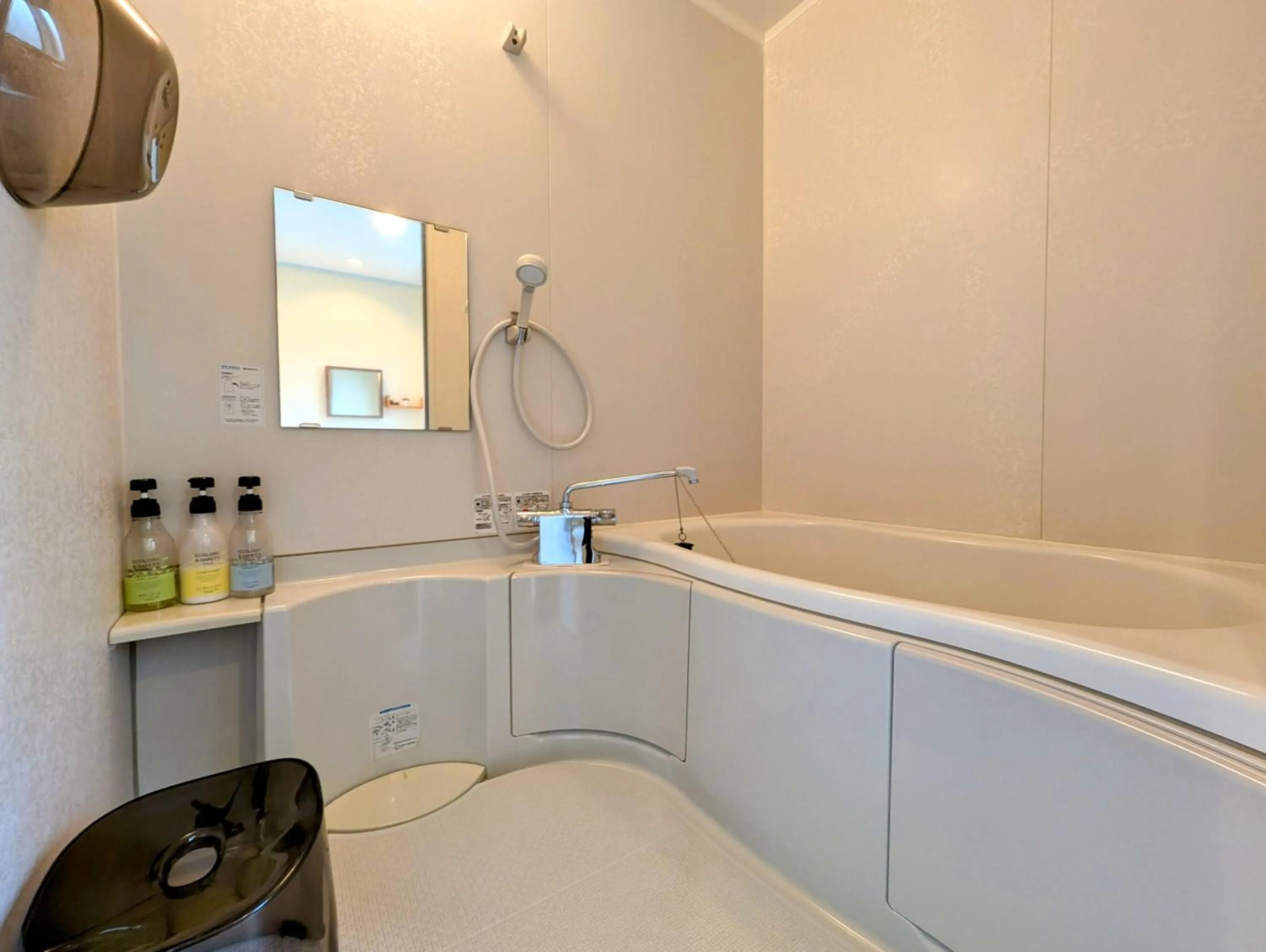 Bathroom in Kanazawa Station Hotel