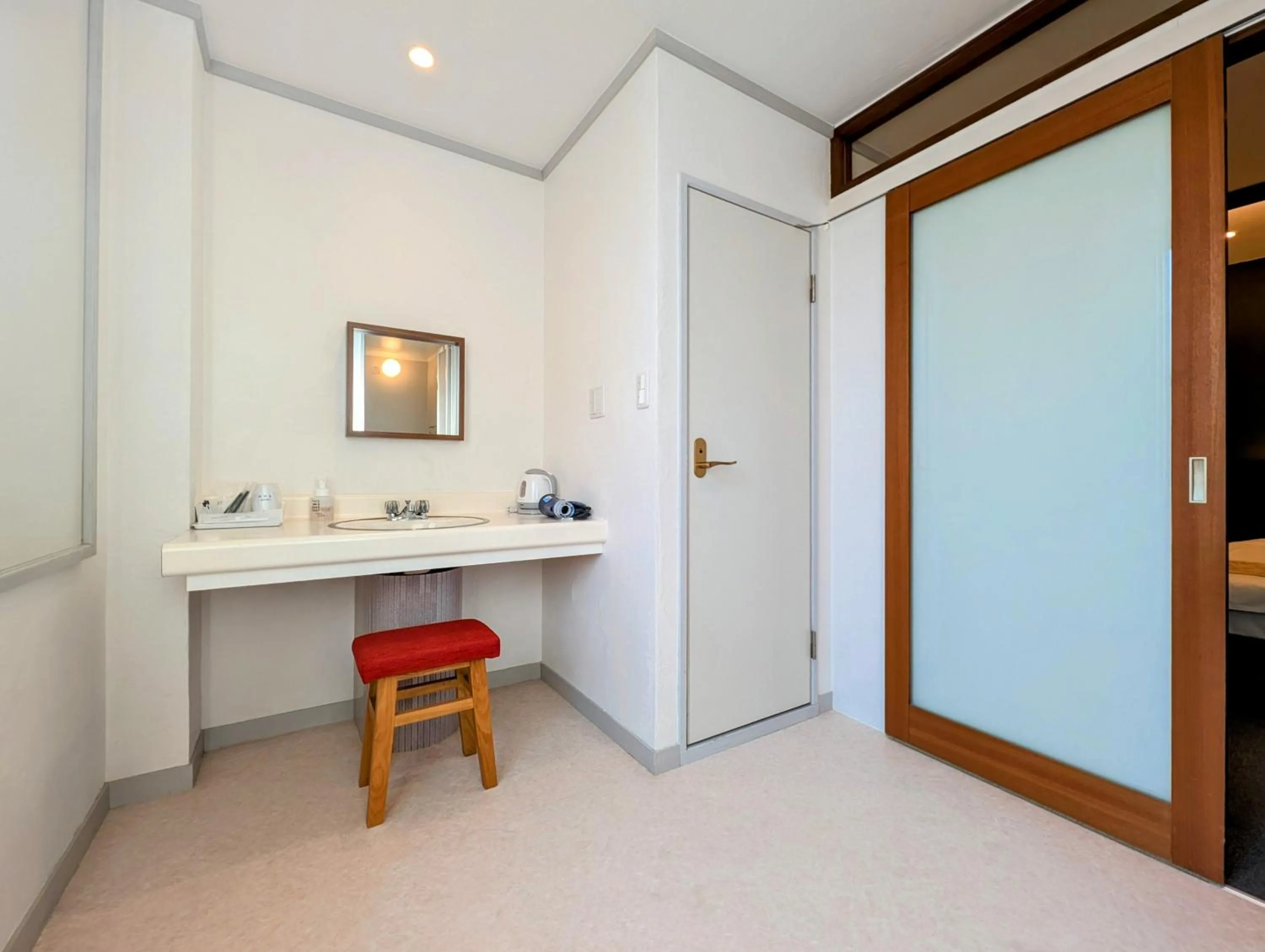 Photo of the whole room in Kanazawa Station Hotel