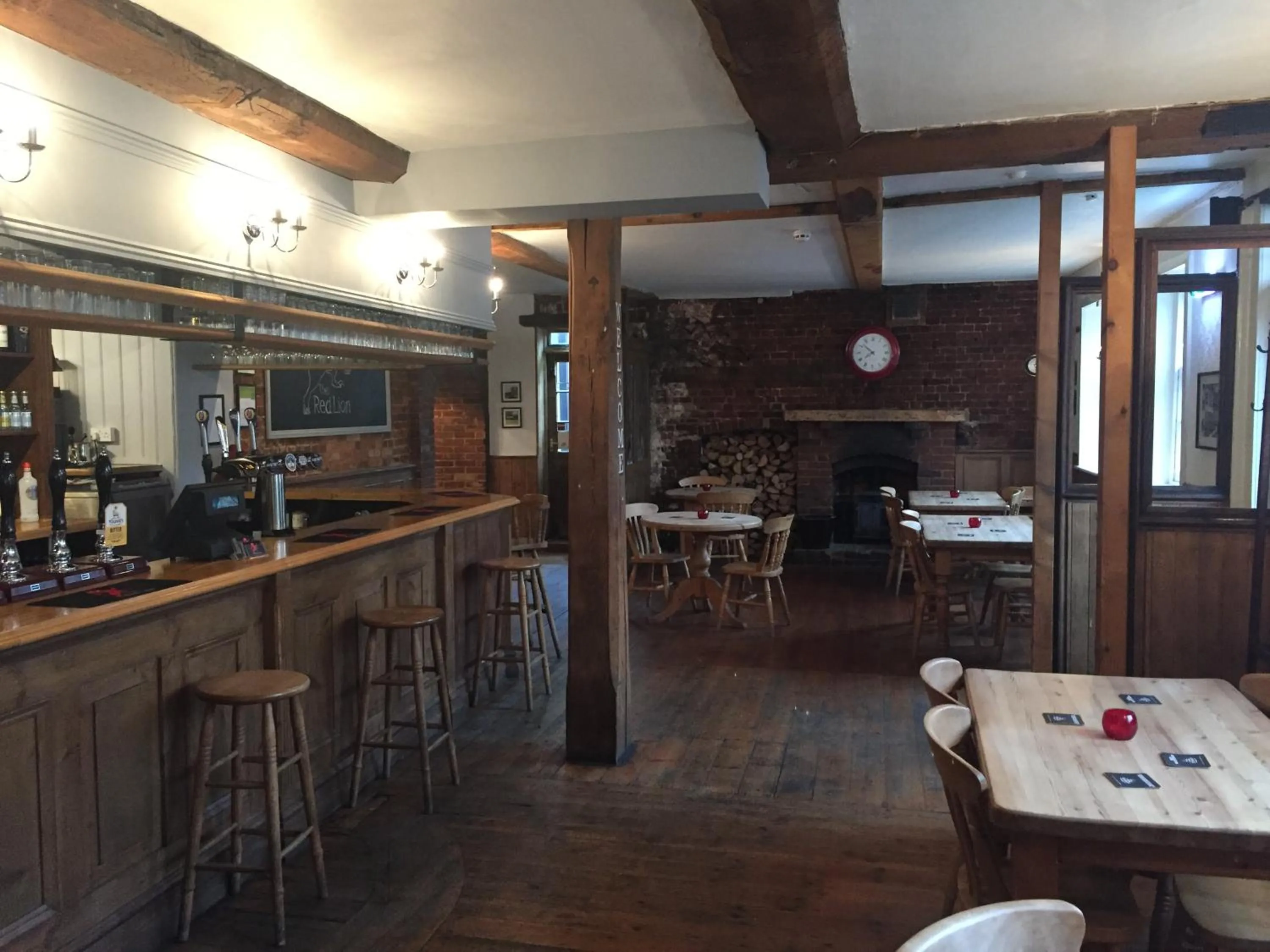 Lounge or bar in The Red Lion