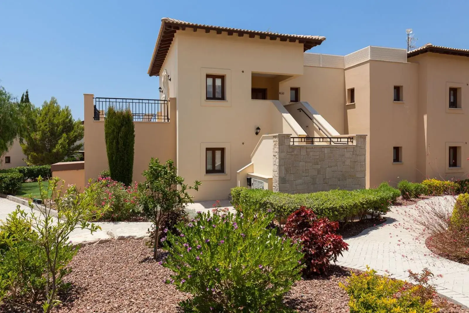 Property building in Aphrodite Hills Rentals - Apartments Property building in Aphrodite Hills Rentals - Apartments