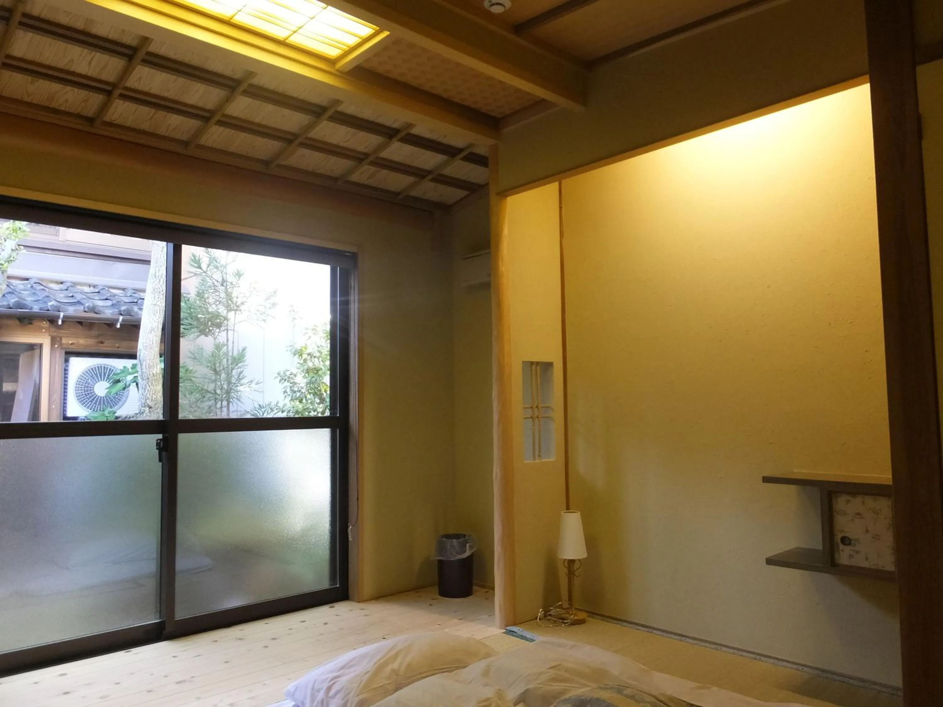 Photo of the whole room, Bed in Guesthouse Mikkaichi