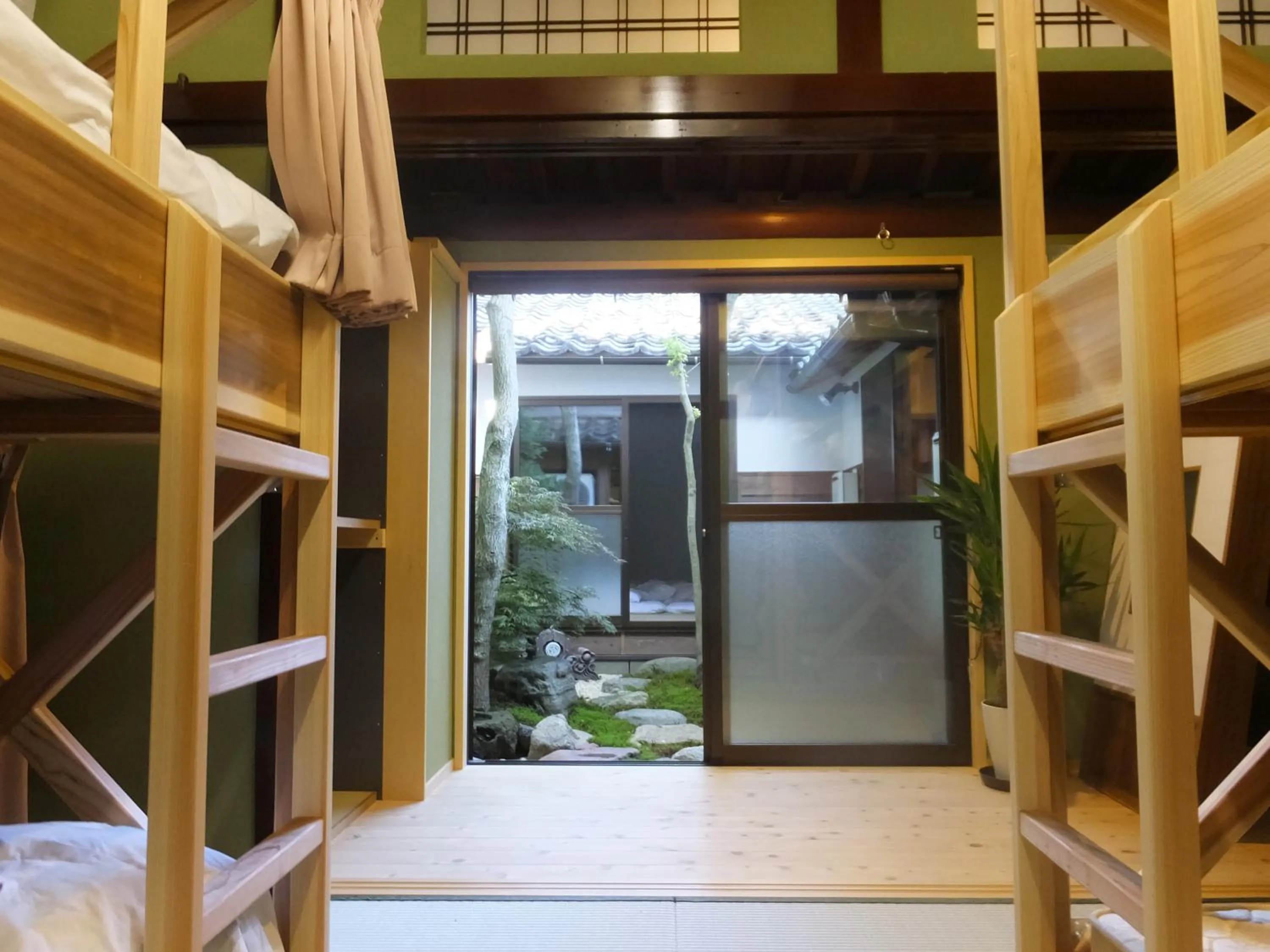 Garden view in Guesthouse Mikkaichi