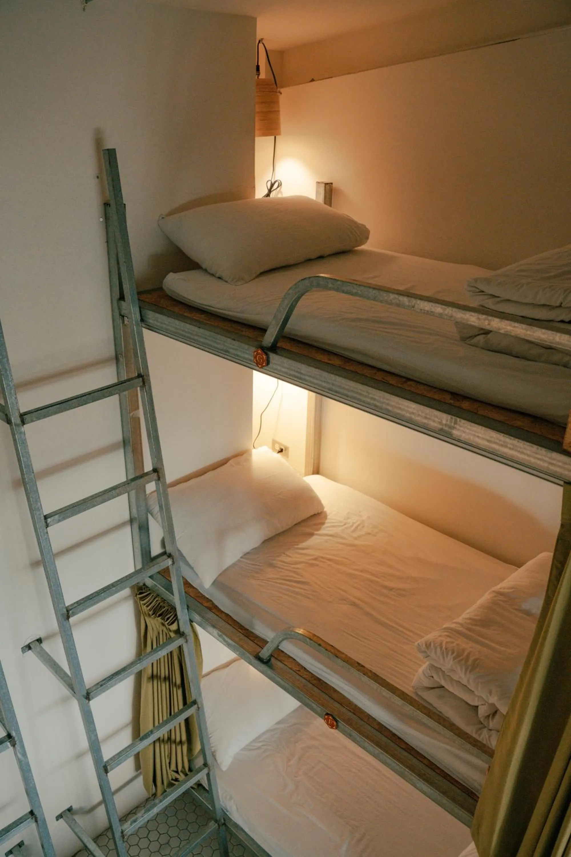 bunk bed, Bed in 365.Hostel