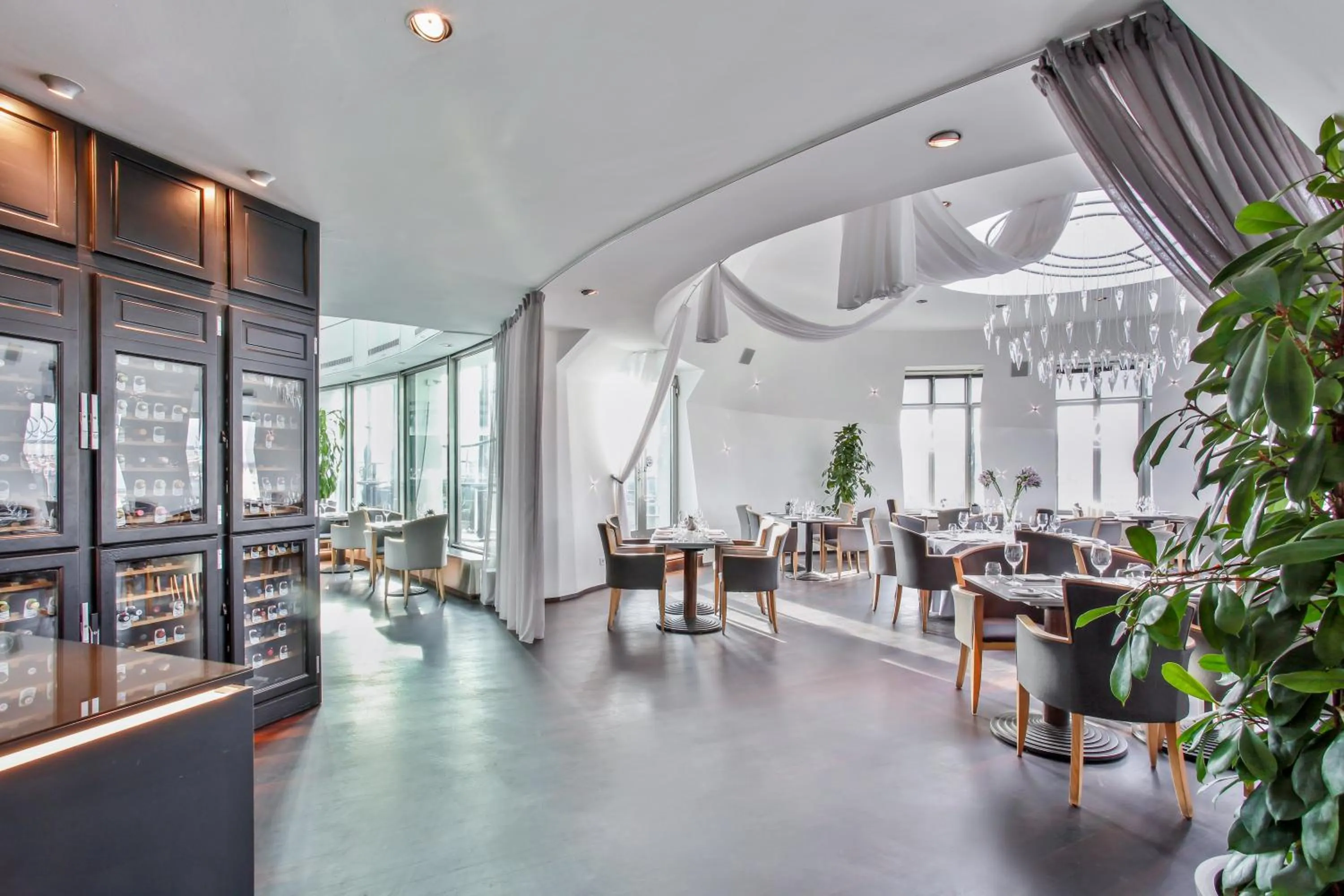 Buffet breakfast in Dancing House - Tančící dům hotel