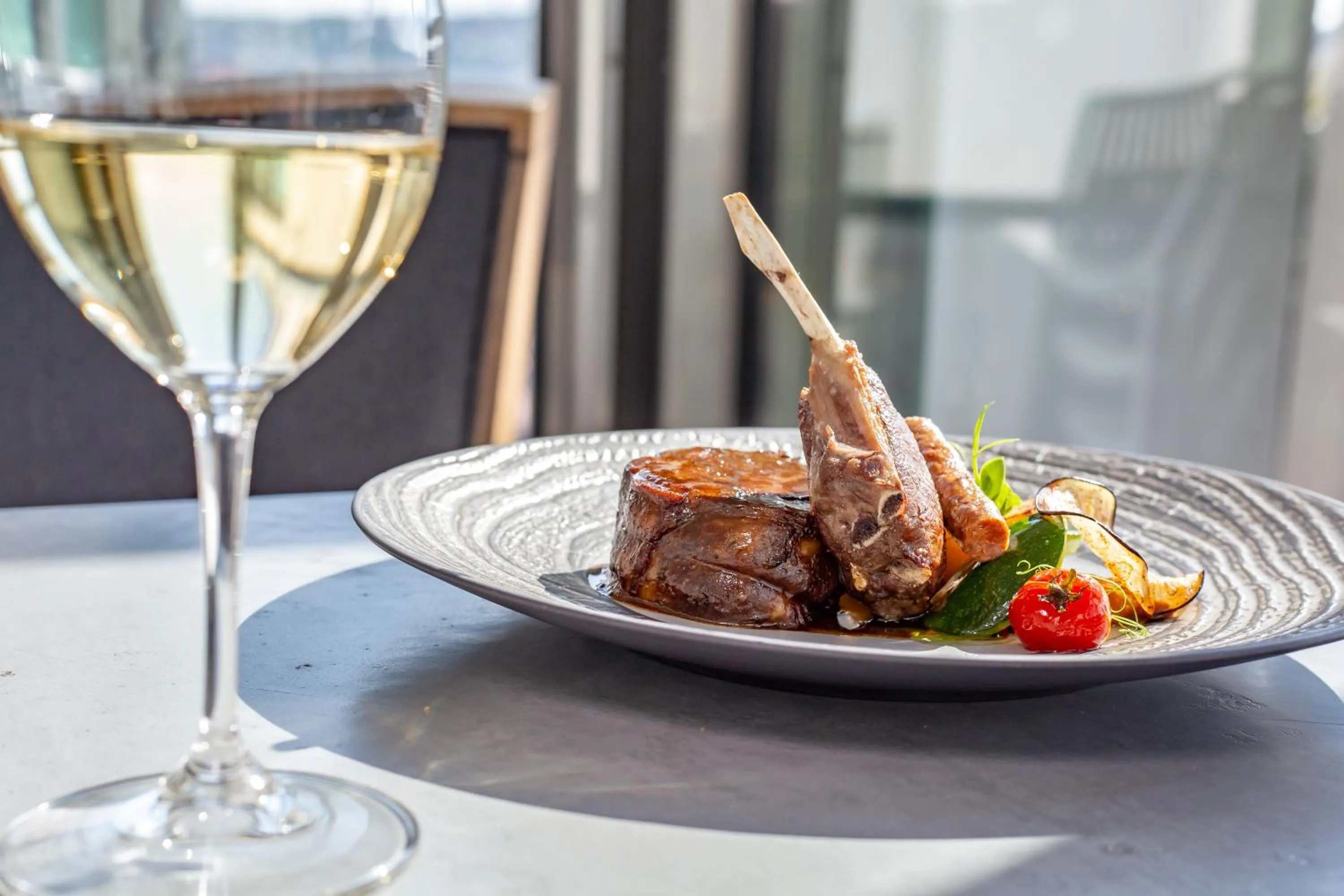 Lunch in Dancing House - Tančící dům hotel