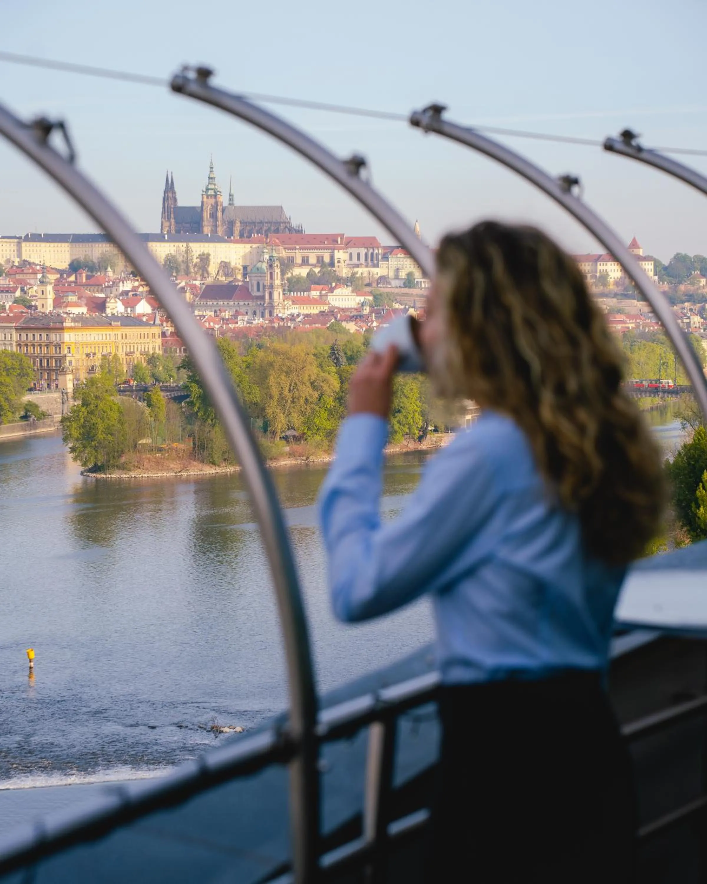 Property building in Dancing House - Tančící dům hotel