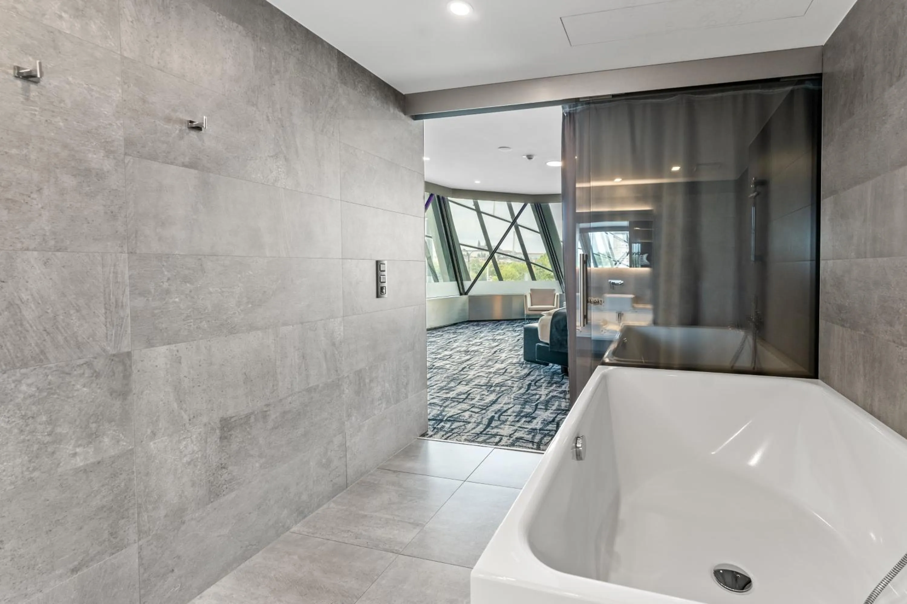 Bathroom in Dancing House - Tančící dům hotel