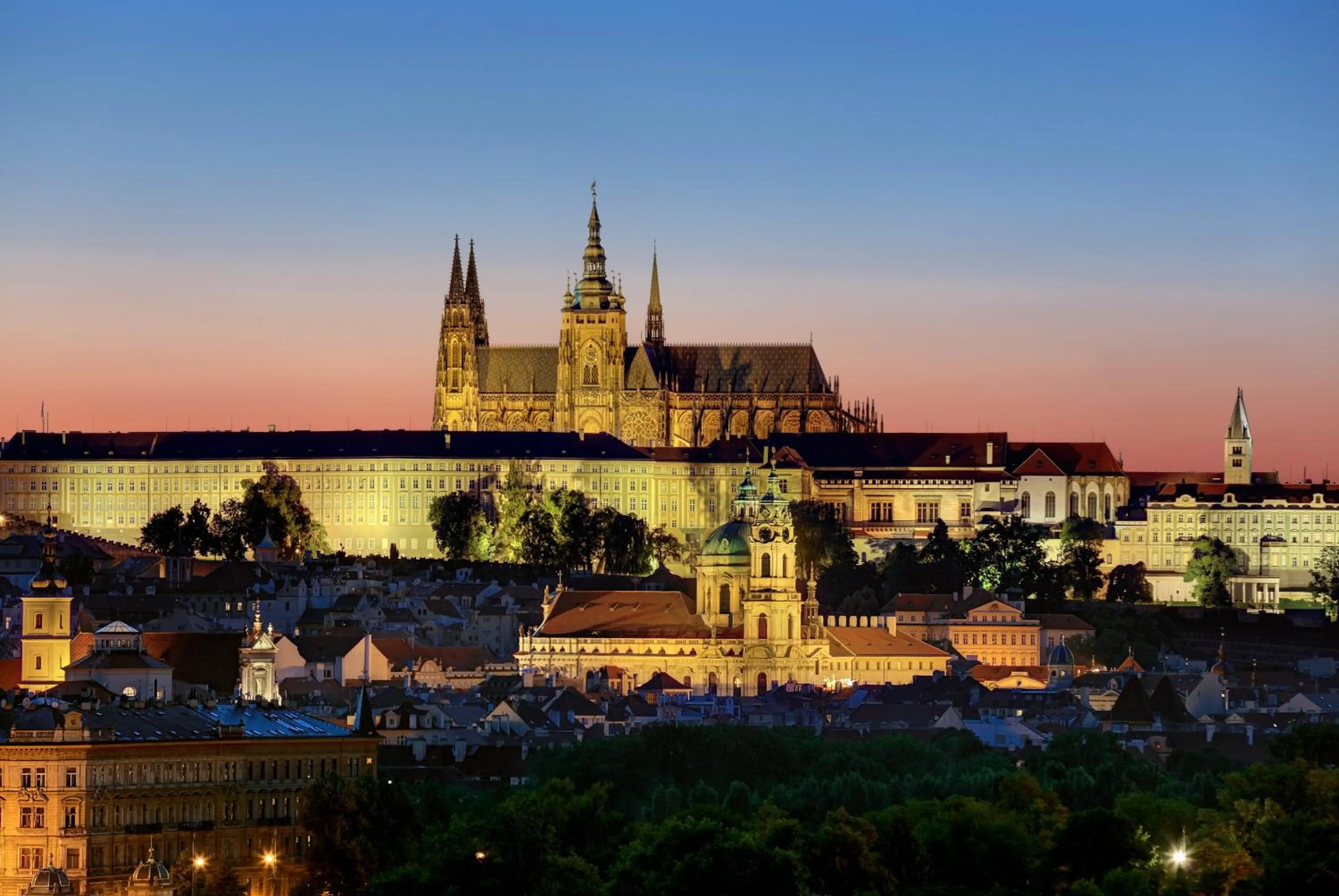 City view in Dancing House - Tančící dům hotel