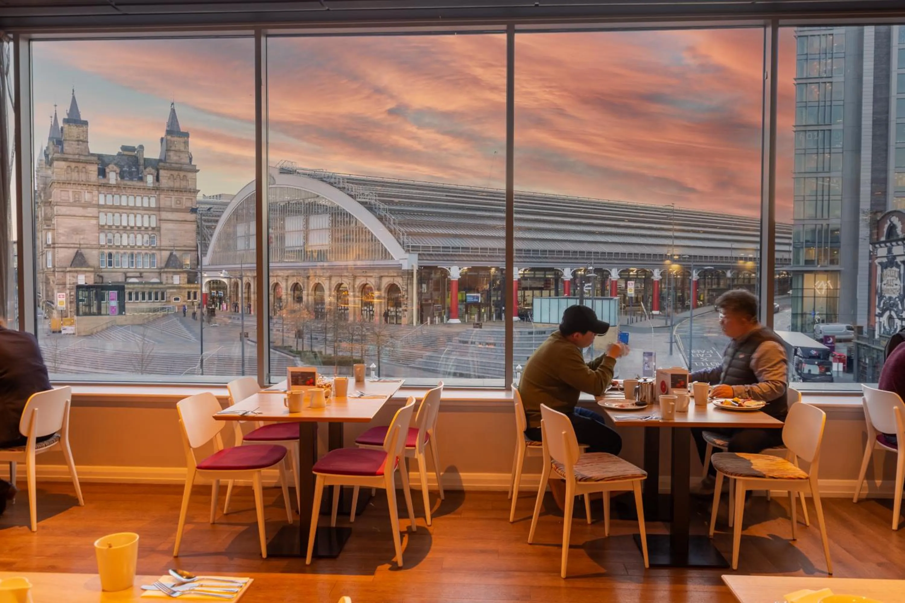 Breakfast in Holiday Inn Liverpool City Centre by IHG