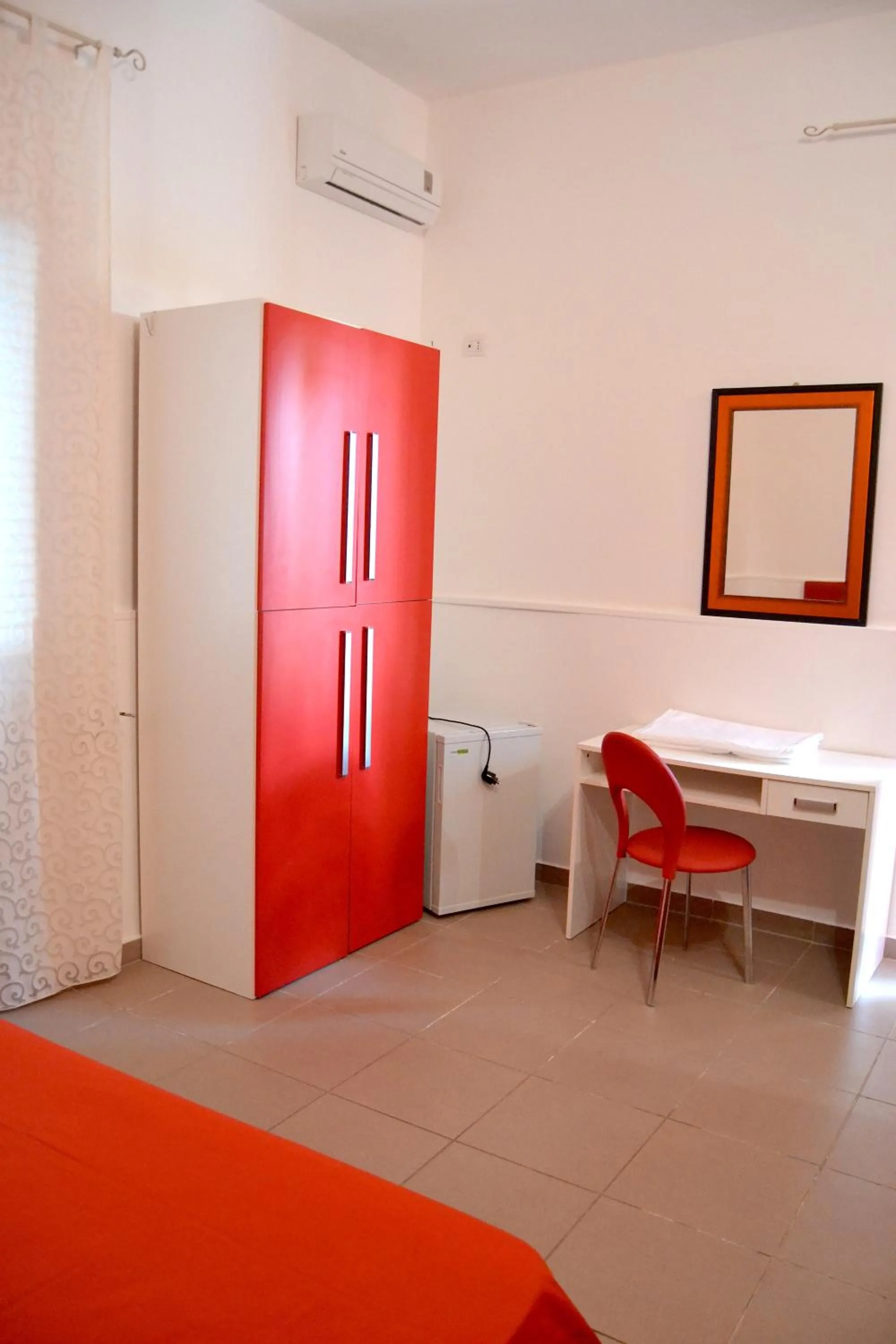 Photo of the whole room, Bed in Ostello Salento
