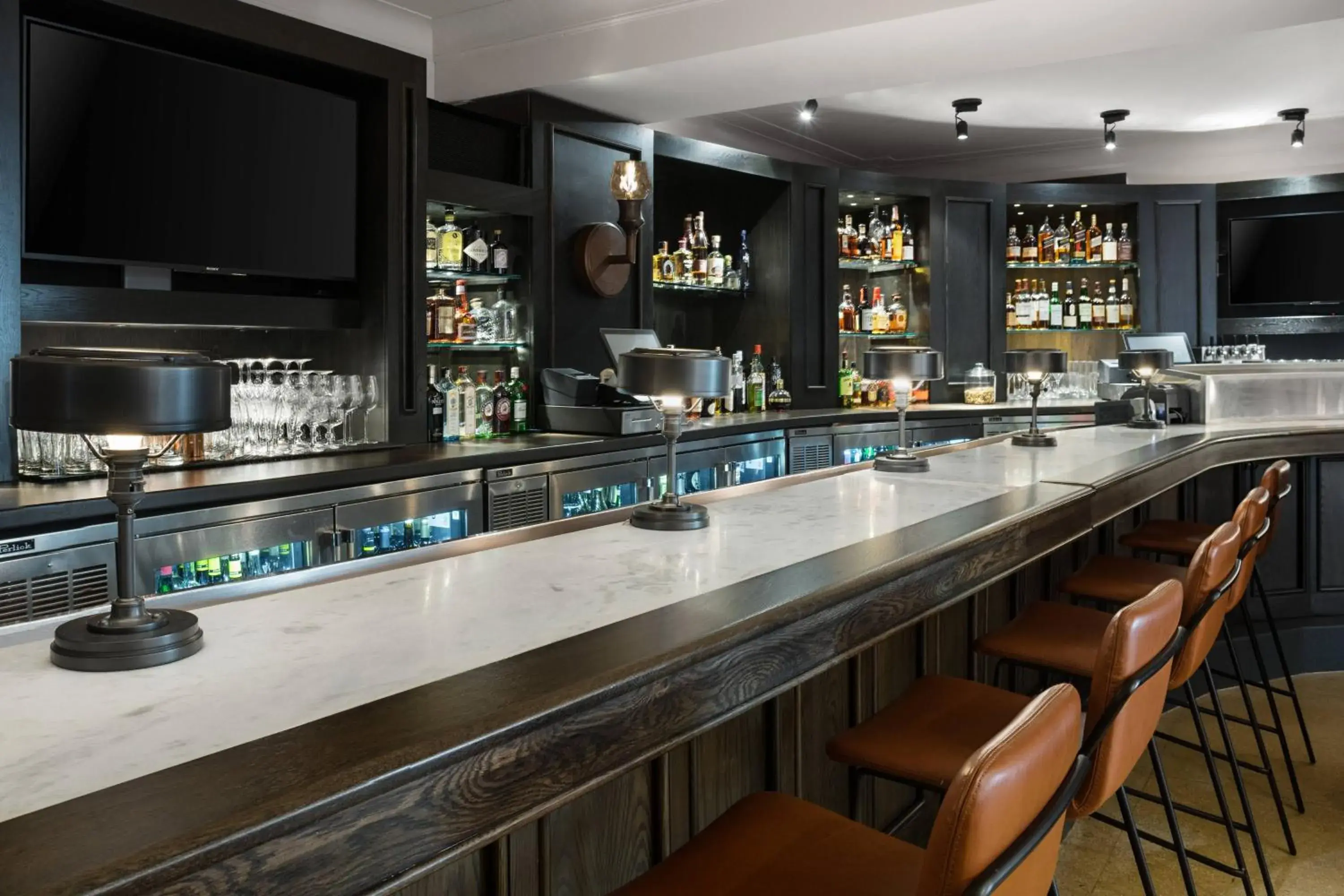Lounge or bar in Hotel LeVeque, Autograph Collection Lounge or bar in Hotel LeVeque, Autograph Collection