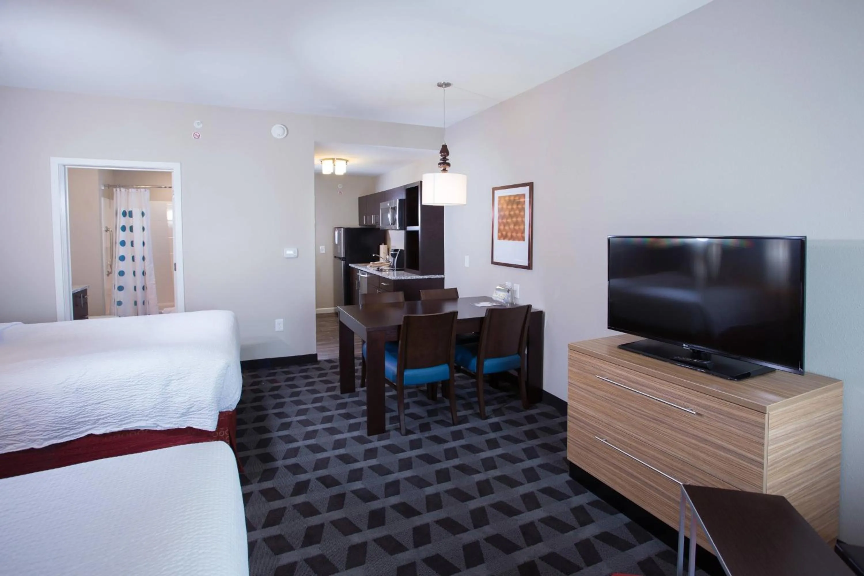 Photo of the whole room, Bed in TownePlace Suites by Marriott Southern Pines Aberdeen