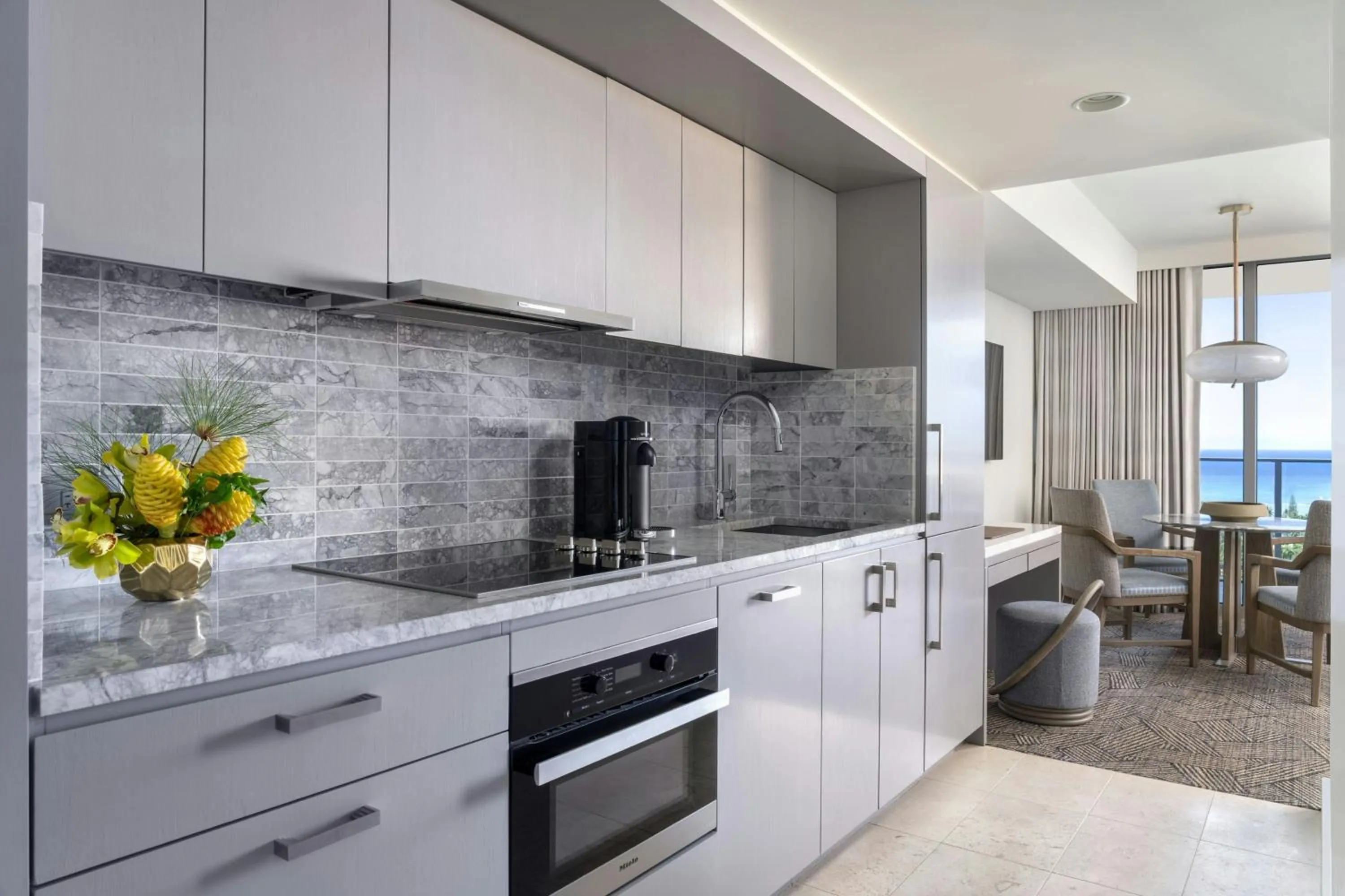 Kitchen or kitchenette in The Ritz-Carlton Residences, Waikiki Beach Hotel