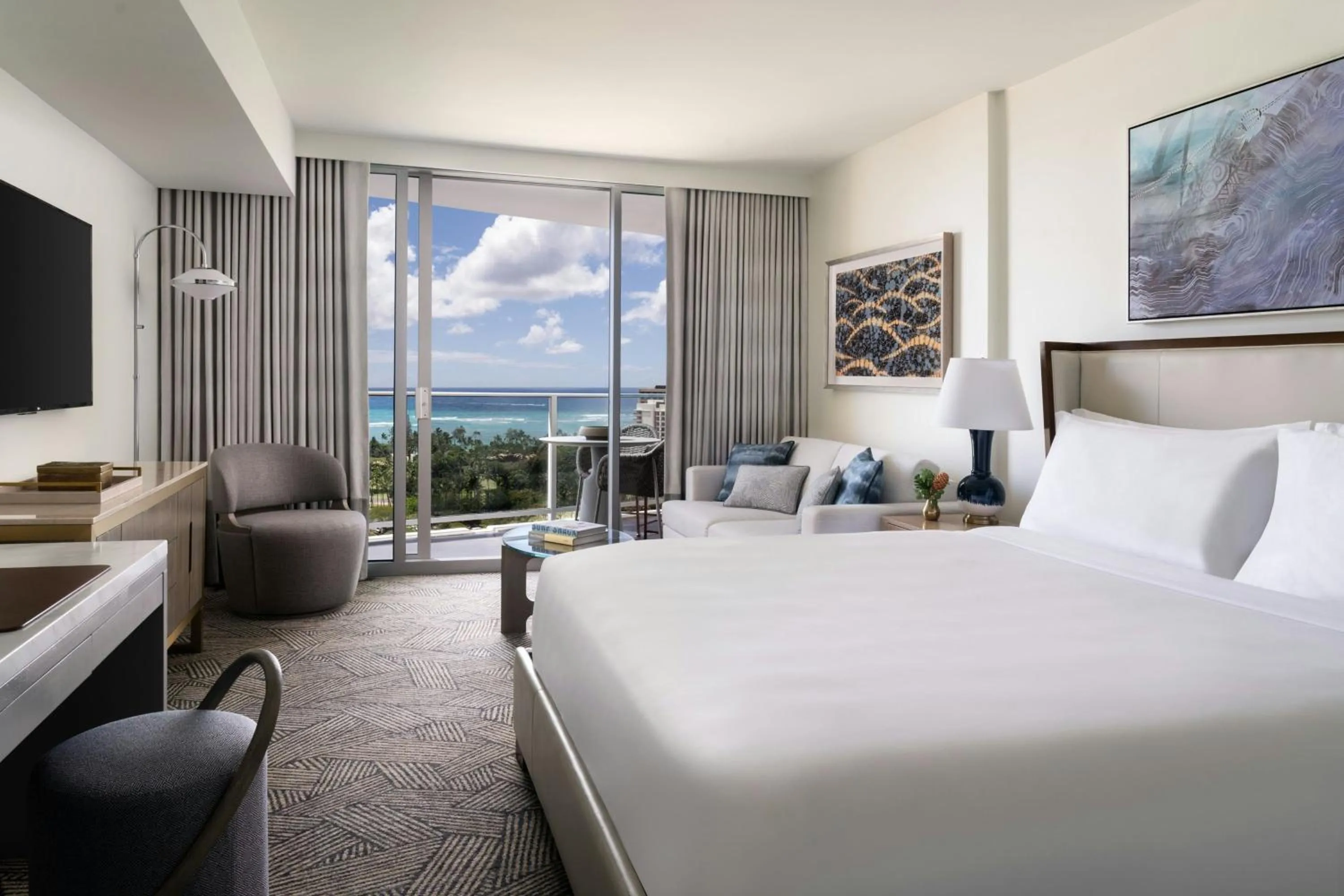 Photo of the whole room, Bed in The Ritz-Carlton Residences, Waikiki Beach Hotel