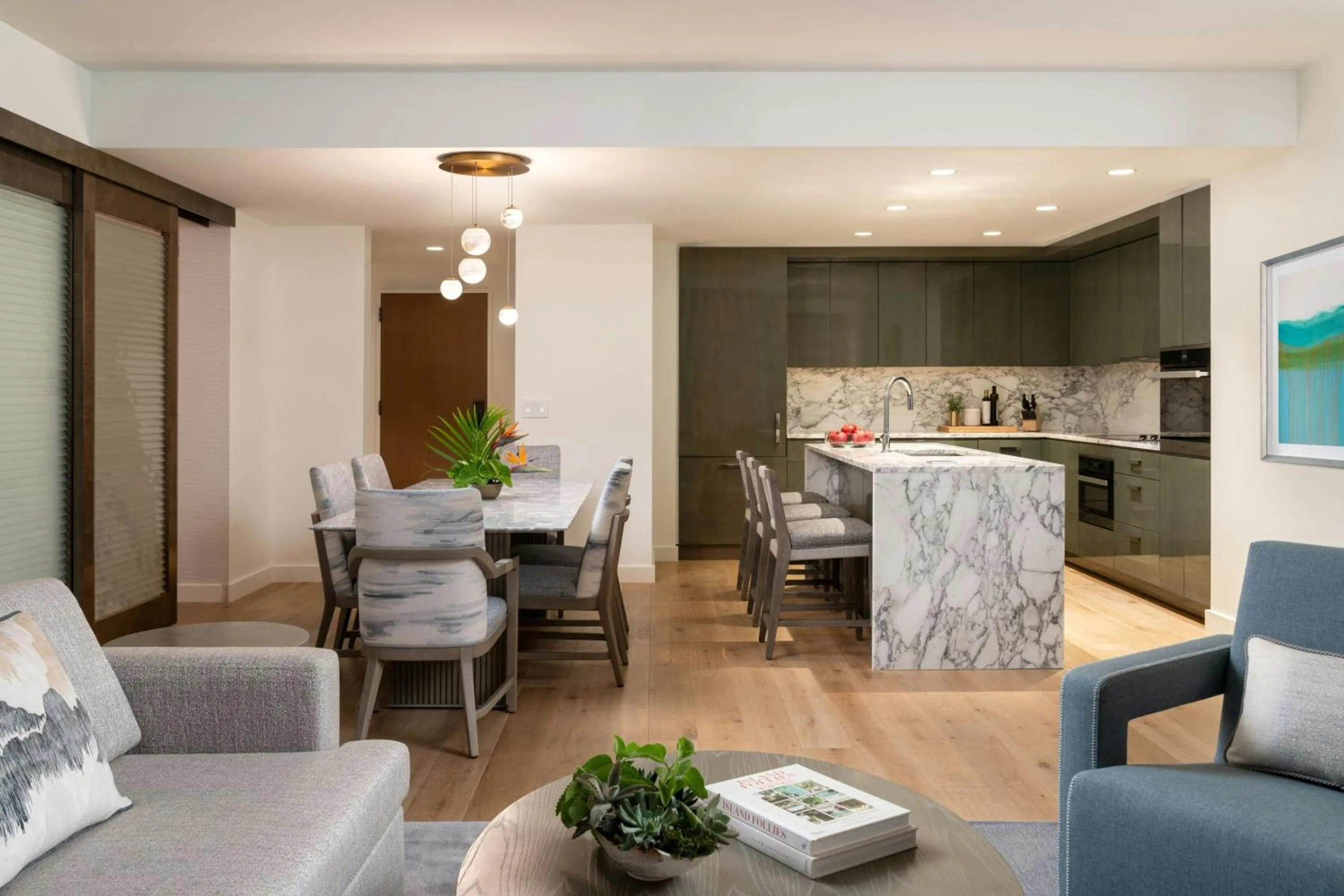Kitchen or kitchenette in The Ritz-Carlton Residences, Waikiki Beach Hotel