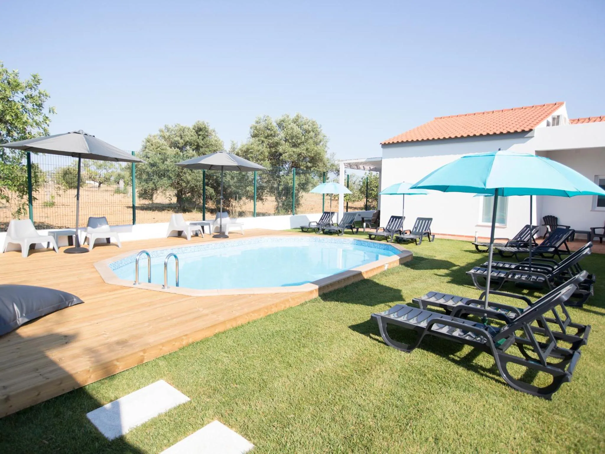Swimming pool in Tavira Monte