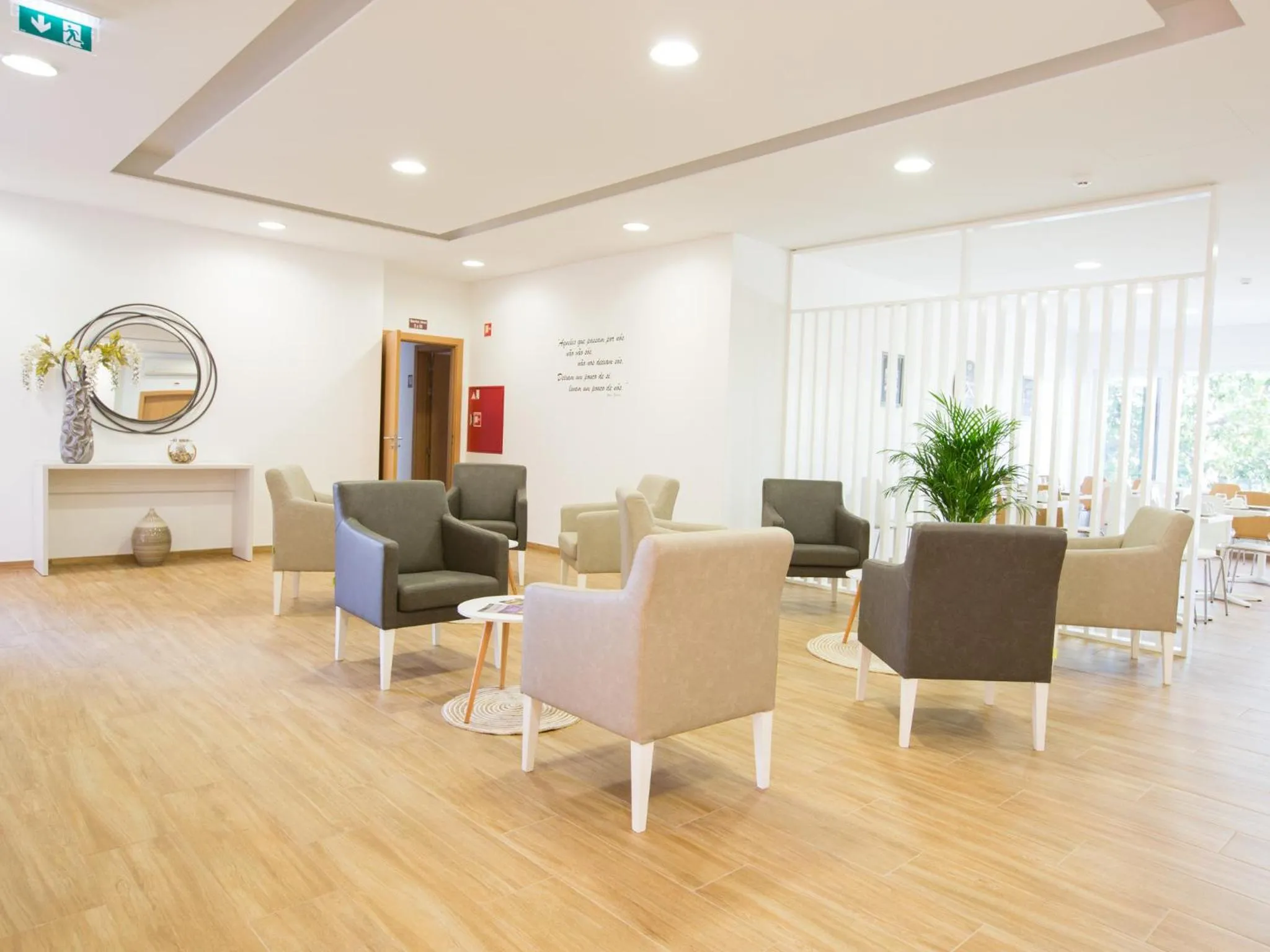 Communal lounge/ TV room in Tavira Monte