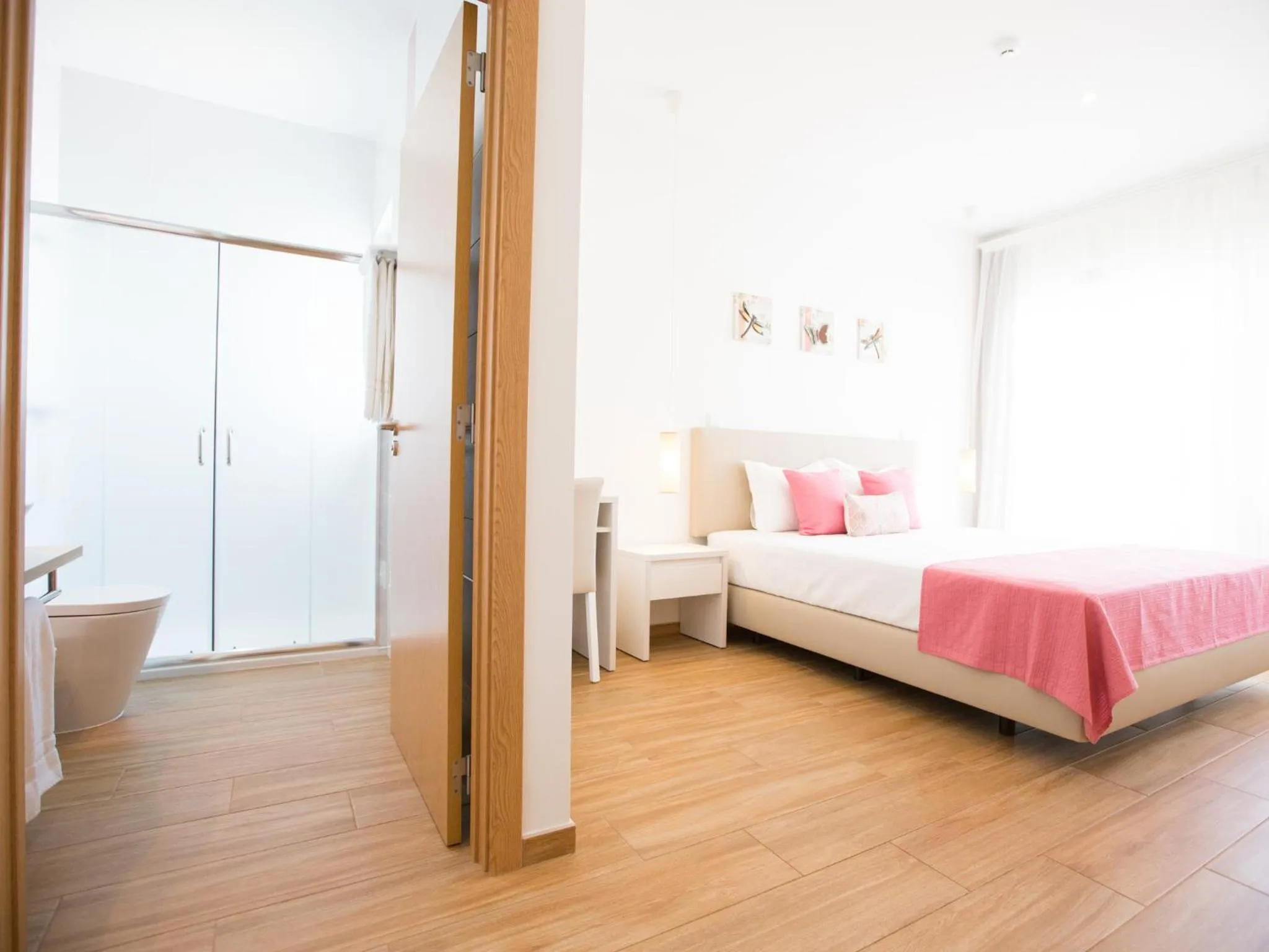Bathroom, Bed in Tavira Monte