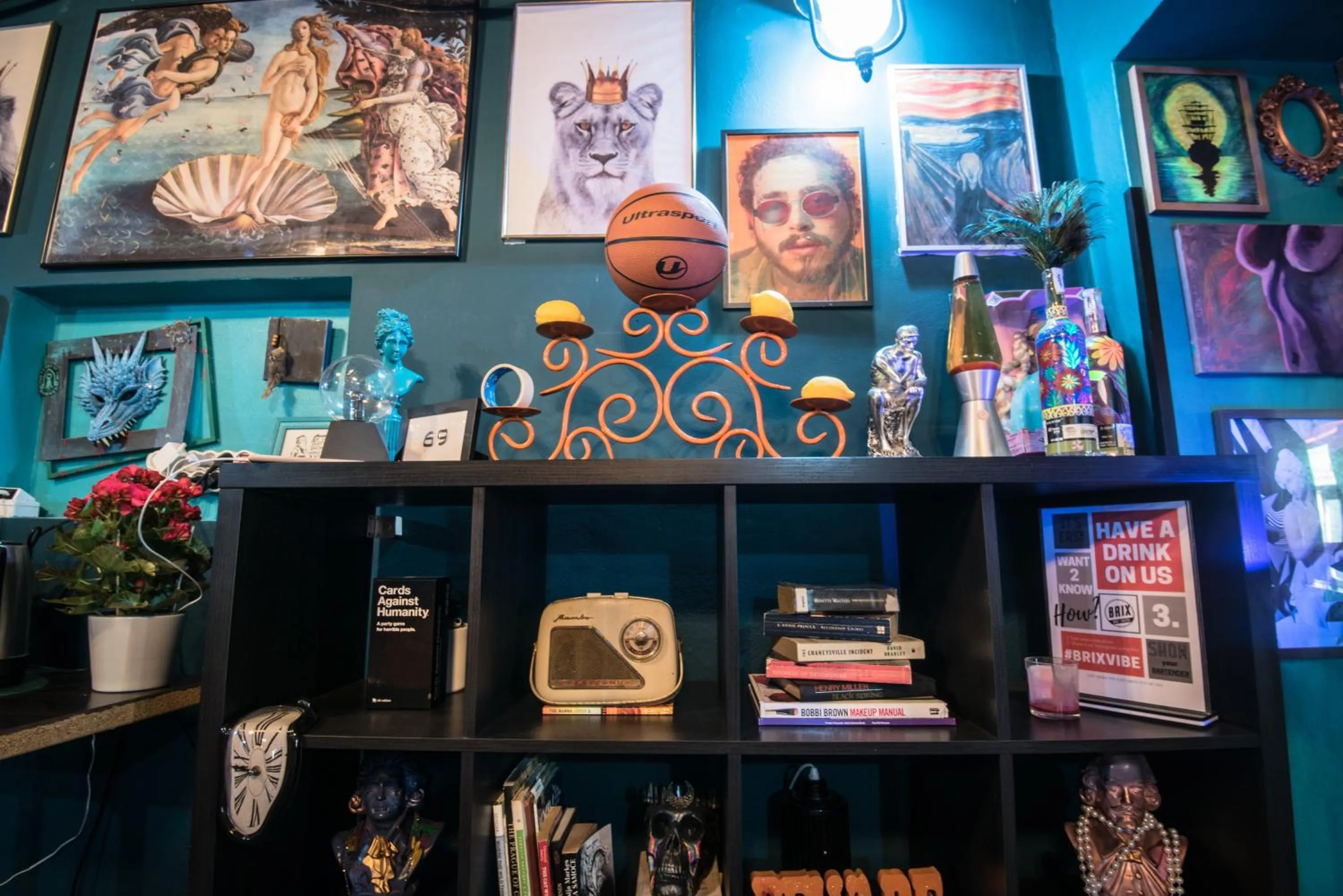 Communal lounge/ TV room in Brix Hostel