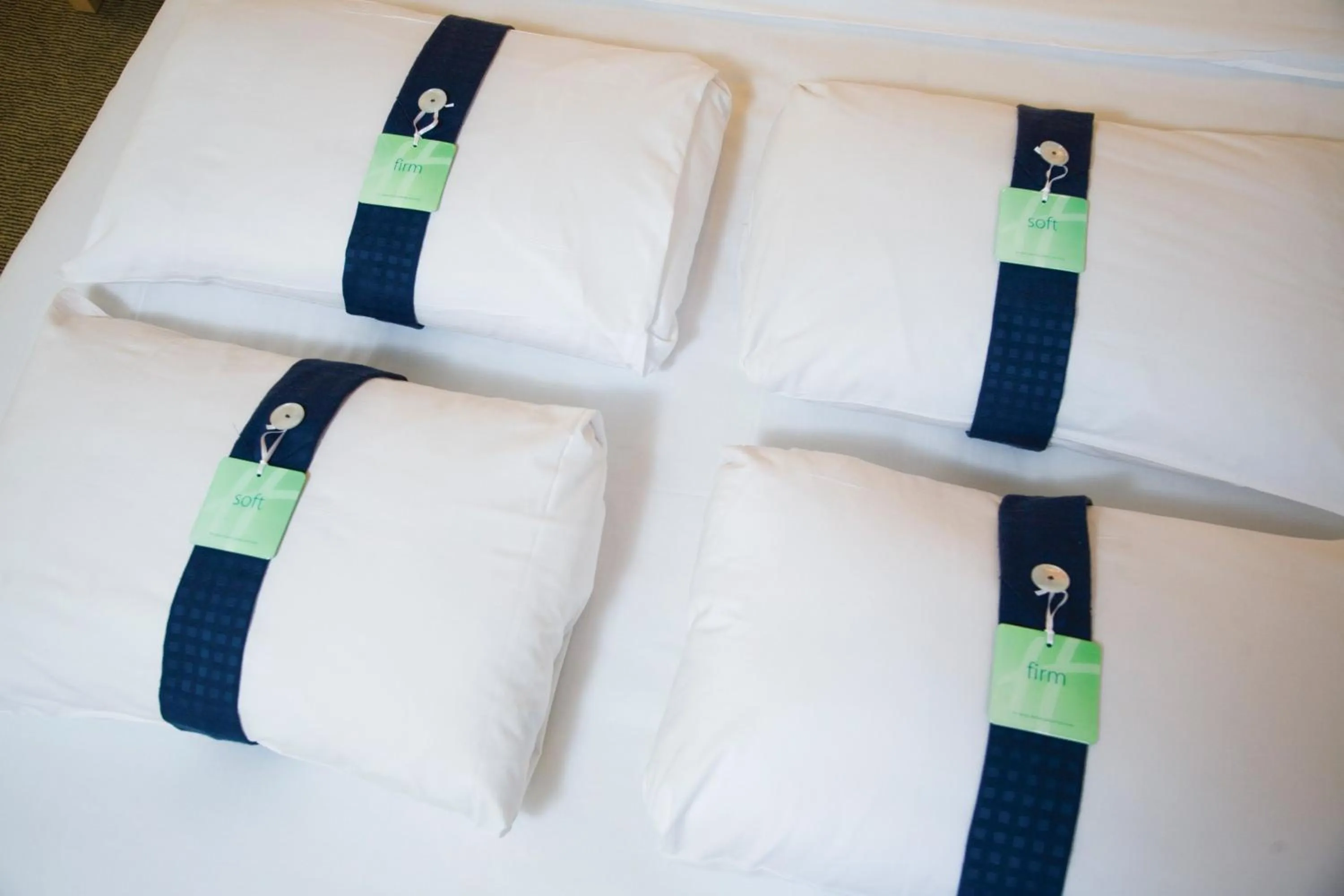 Photo of the whole room in Holiday Inn London - Heathrow M4Jct.4