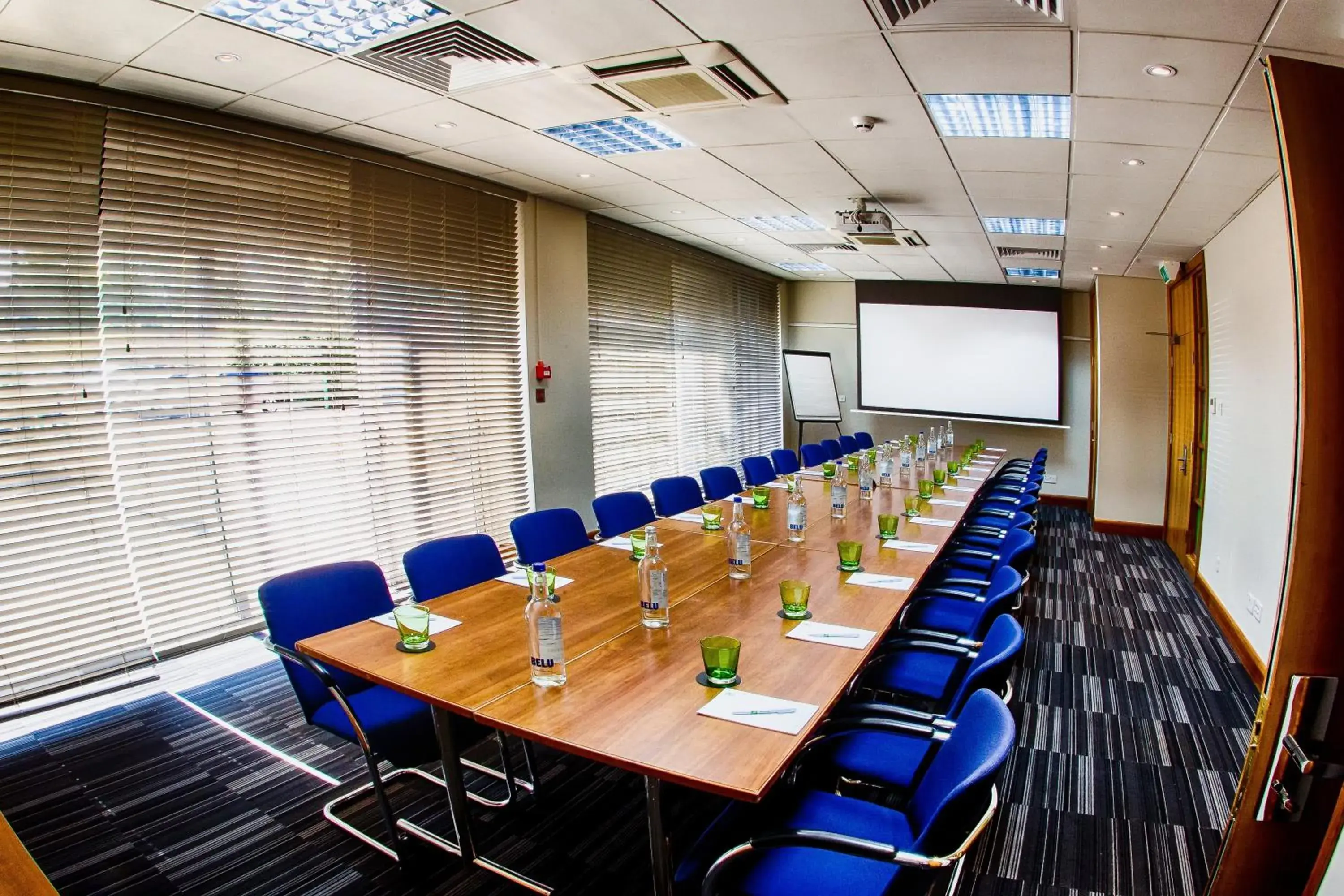 Meeting/conference room in Holiday Inn London - Heathrow M4Jct.4