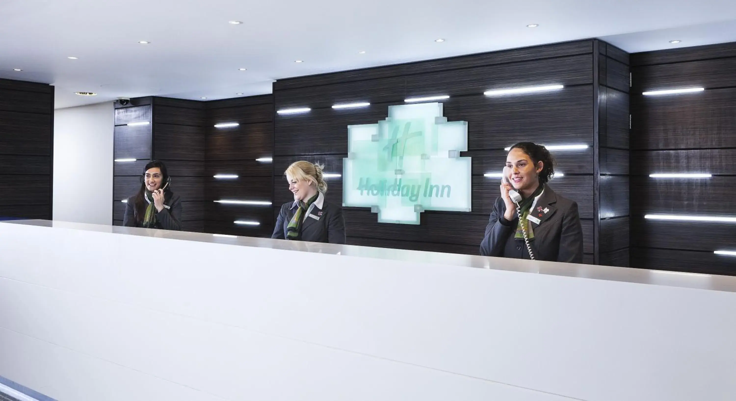Lobby or reception, Staff in Holiday Inn London - Heathrow M4Jct.4