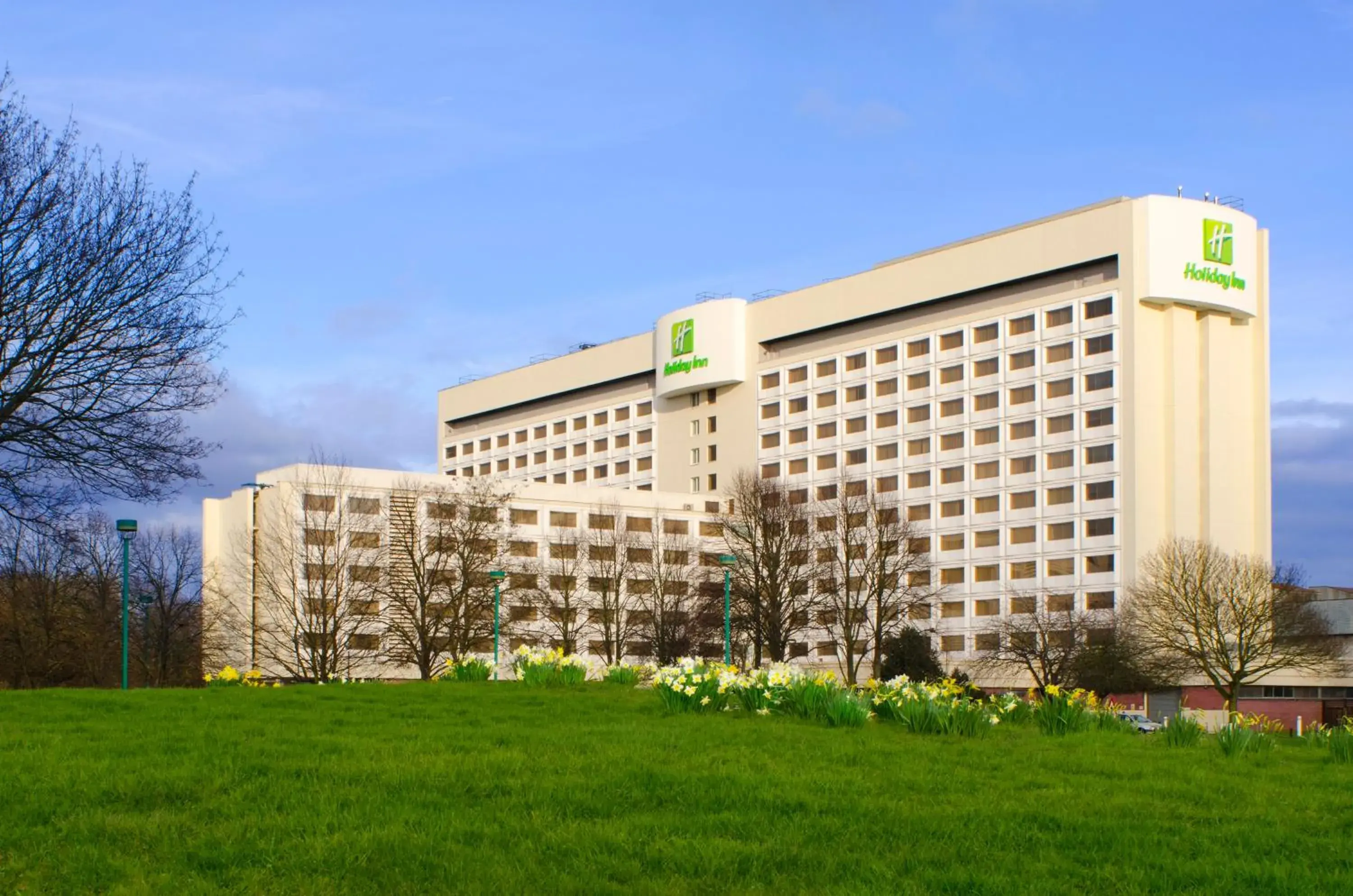 Property Building in Holiday Inn London - Heathrow M4Jct.4