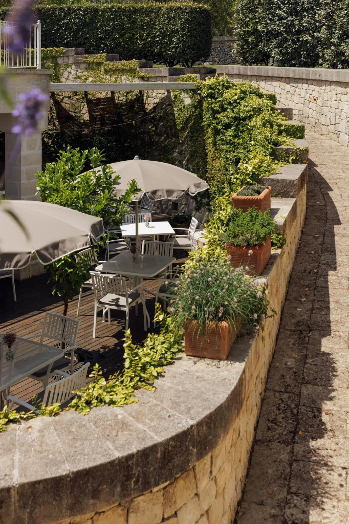 Restaurant/places to eat in Borgo de li Santi