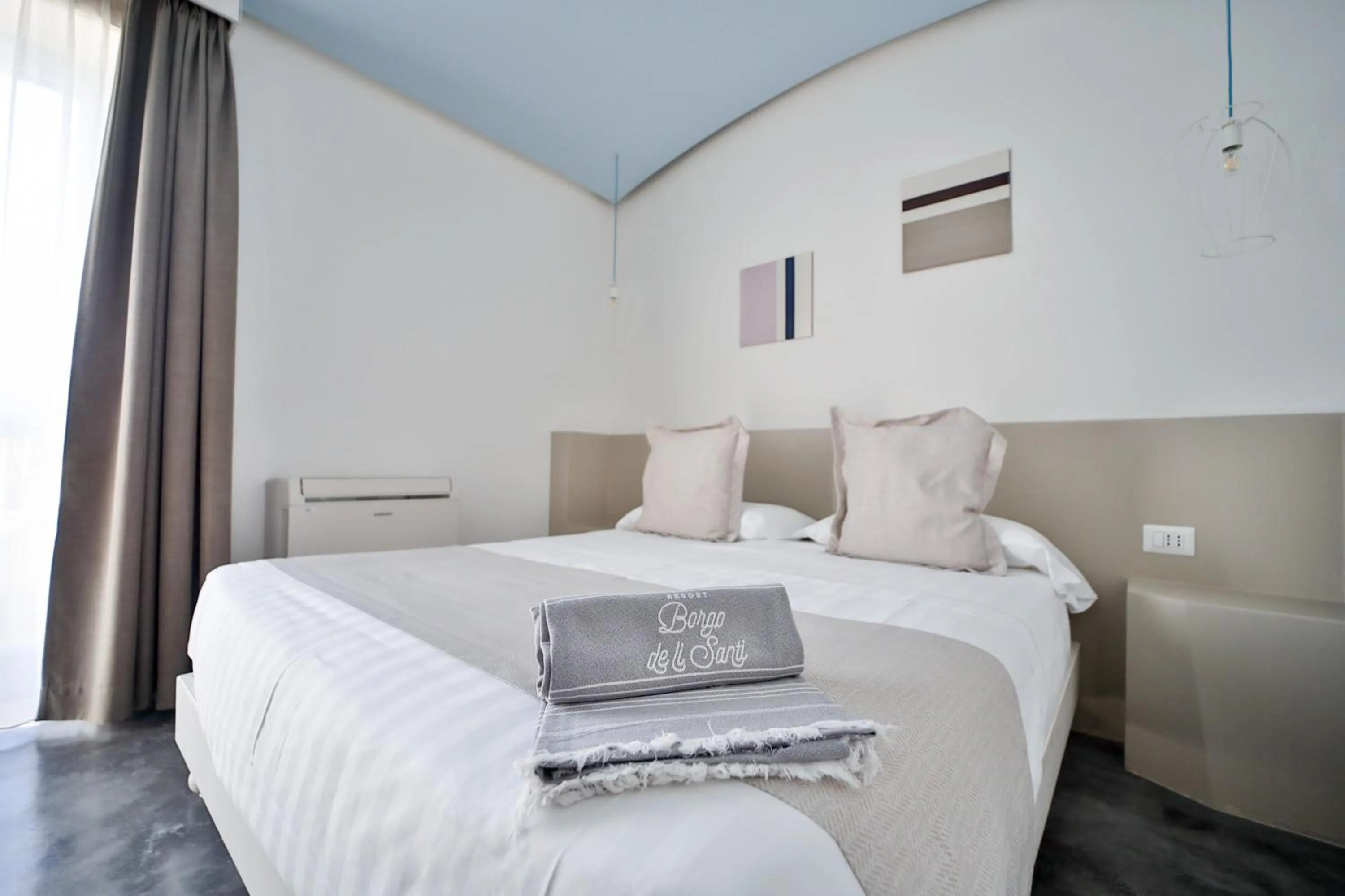 Bedroom, Bed in Borgo de li Santi