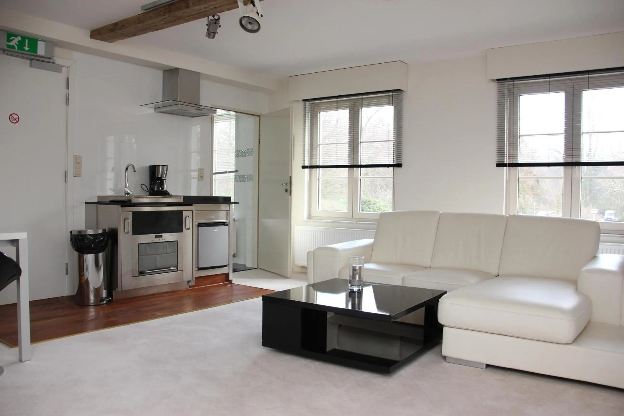 Property building in Luxury Suites Arendshof