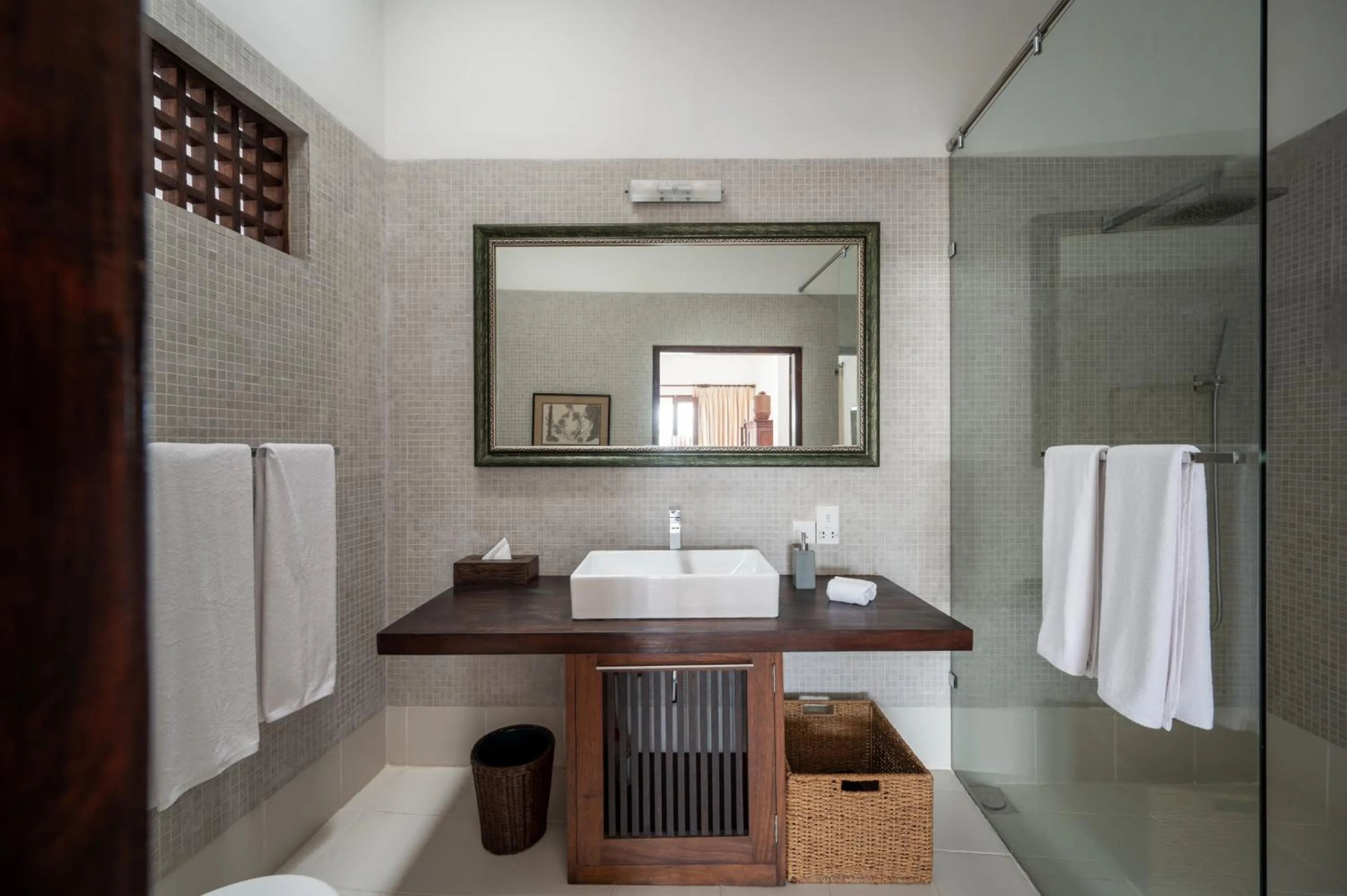 Bathroom in 42 Lighthouse Street