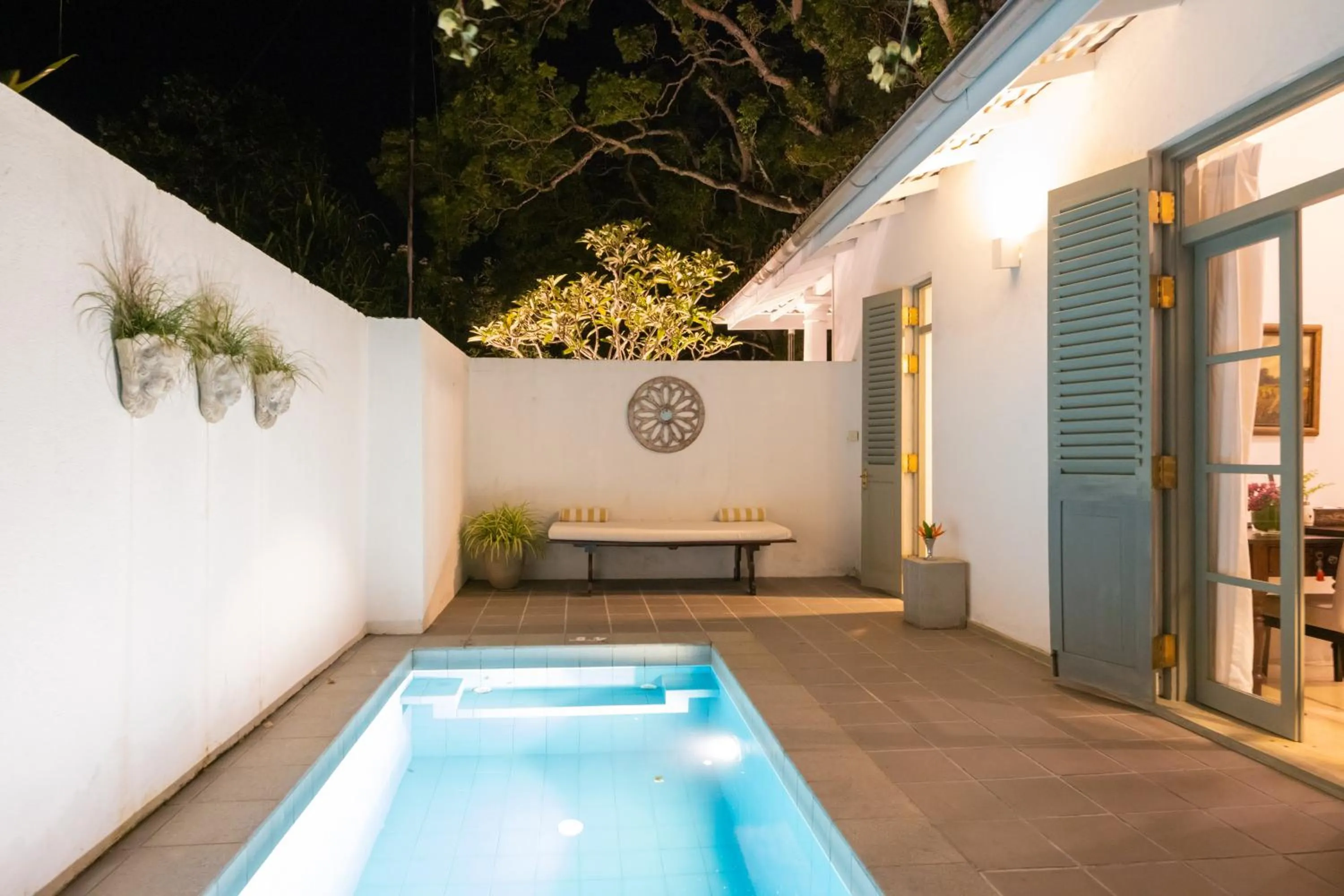 Pool view in Taru Villas Mawella - Tangalle