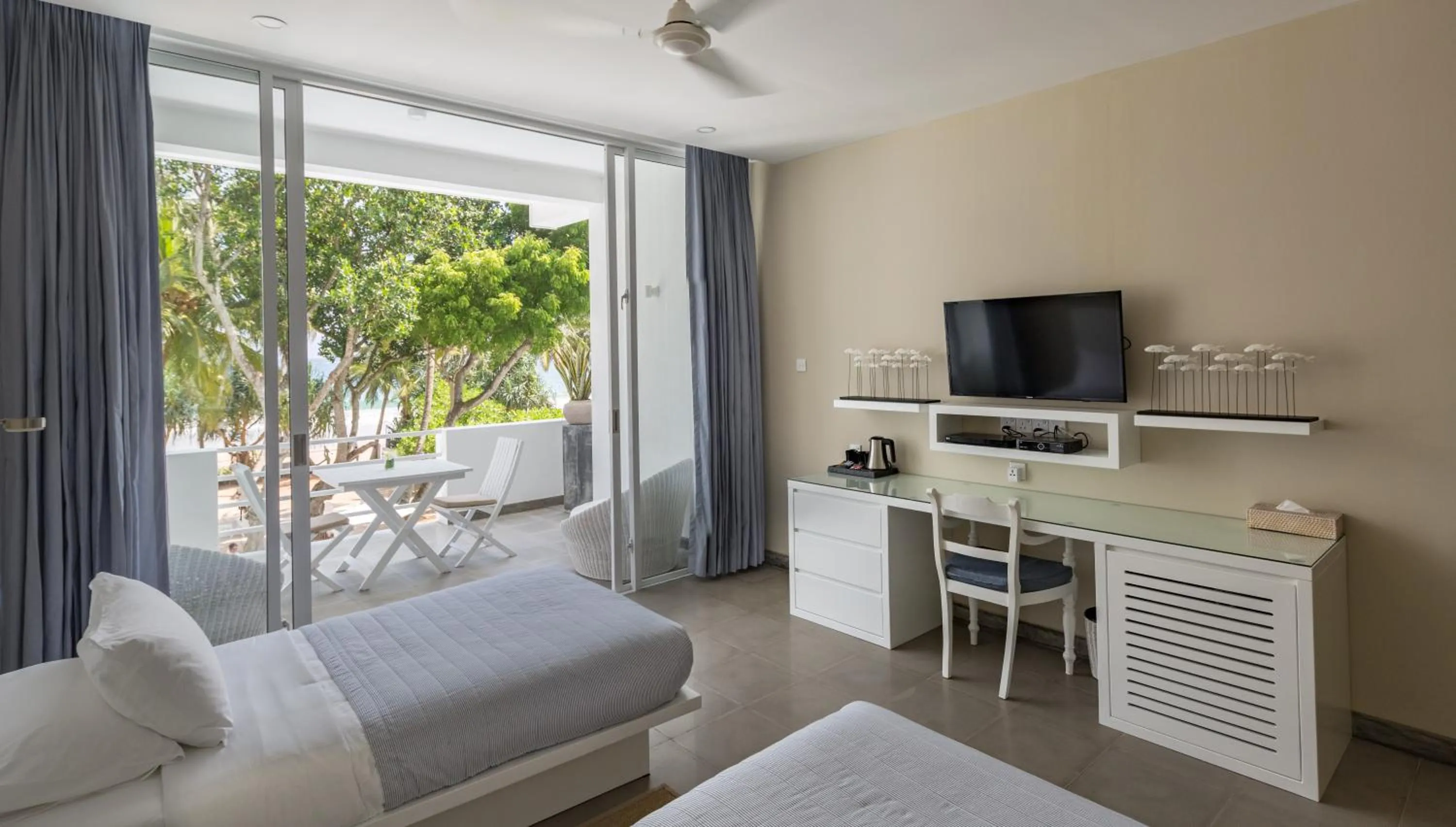 Photo of the whole room in Taru Villas Mawella - Tangalle