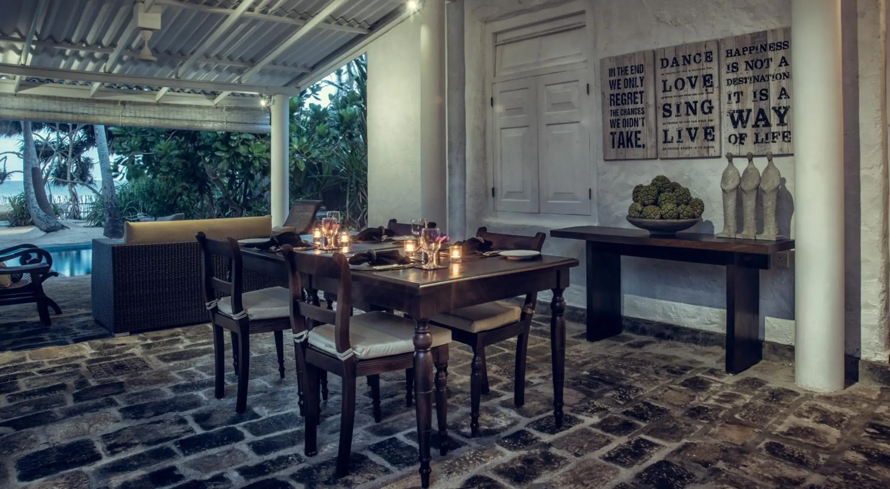 Property building in Taru Villas 906 - Hikkaduwa Property building in Taru Villas 906 - Hikkaduwa