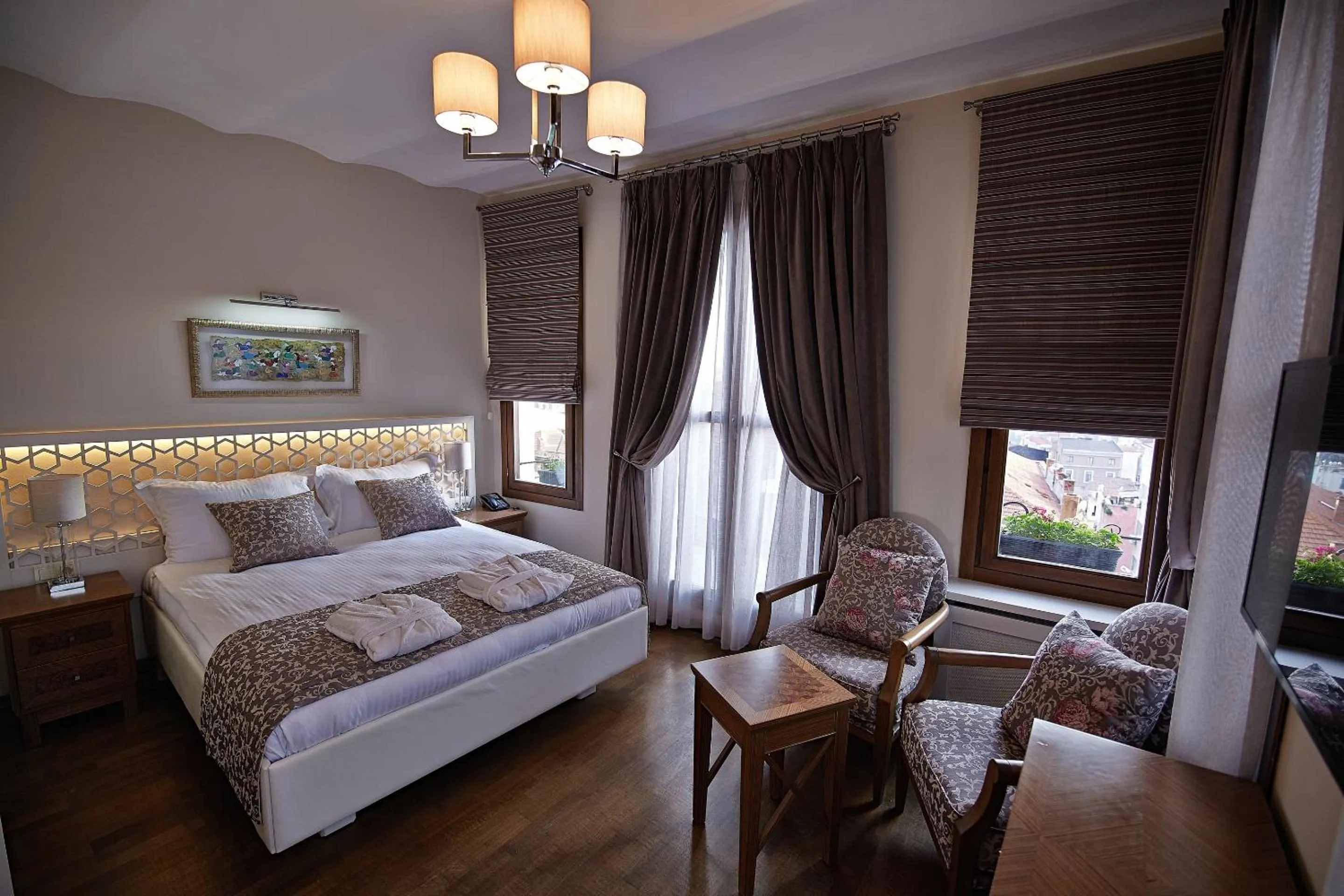 Photo of the whole room, Bed in Arart Hotel