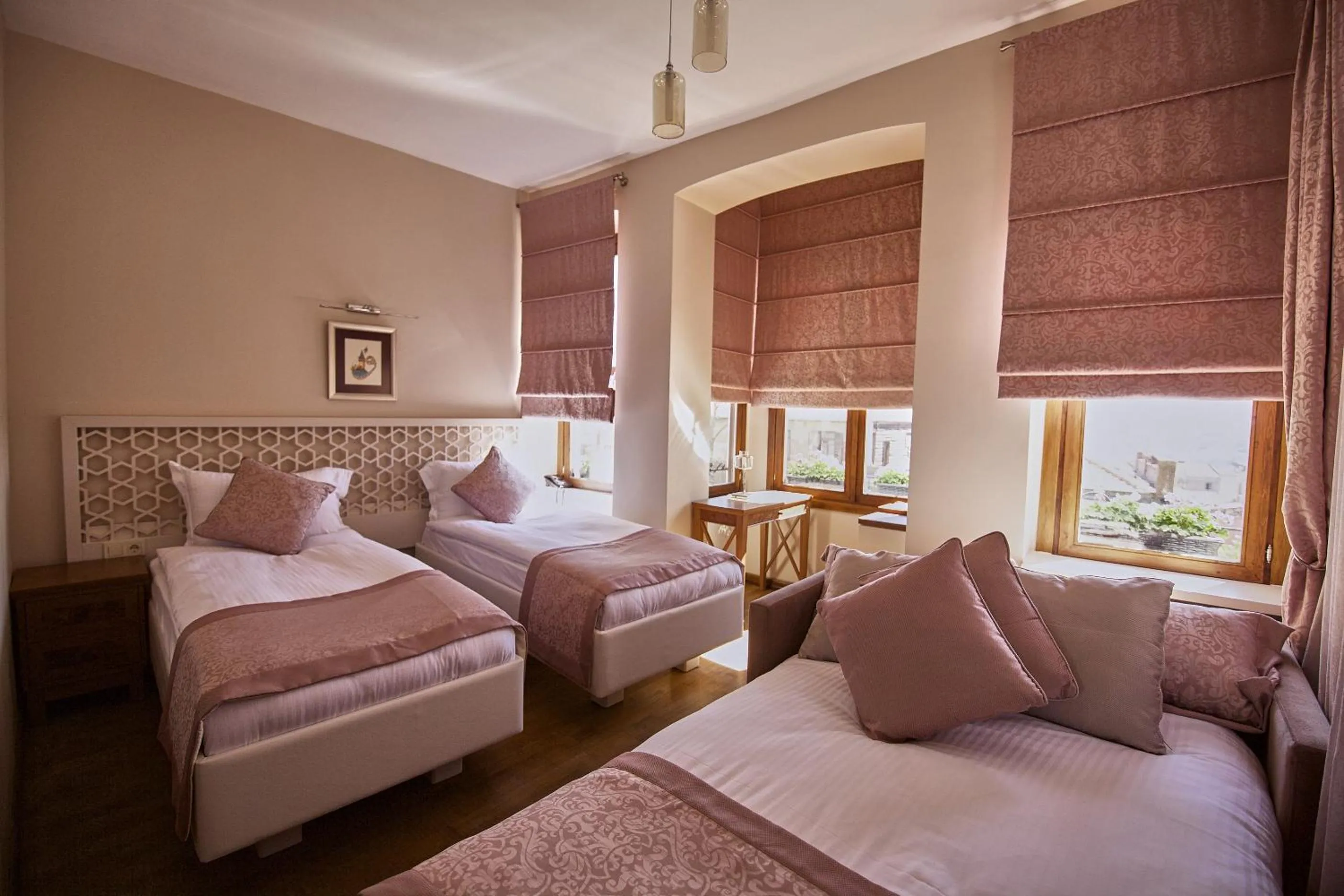 Photo of the whole room, Bed in Arart Hotel