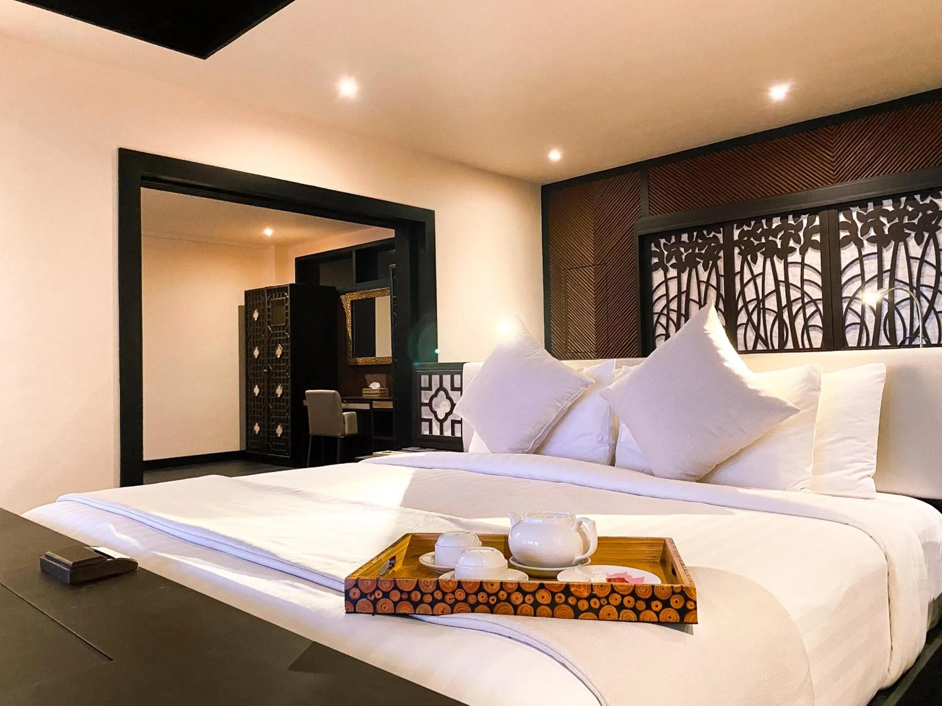 Bedroom, Bed in Cauayan Island Resort and Spa