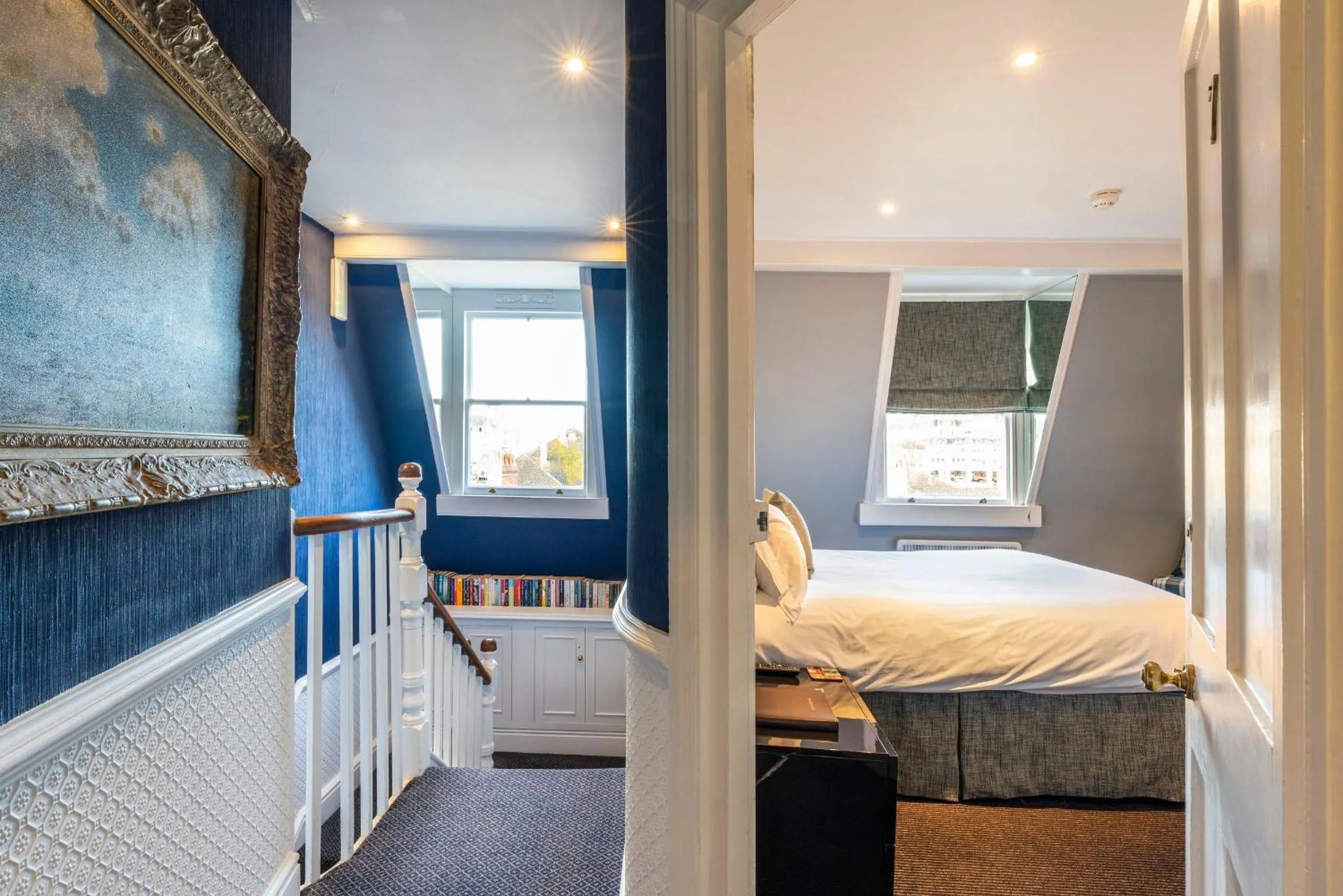 Property building, Bed in The Kennard