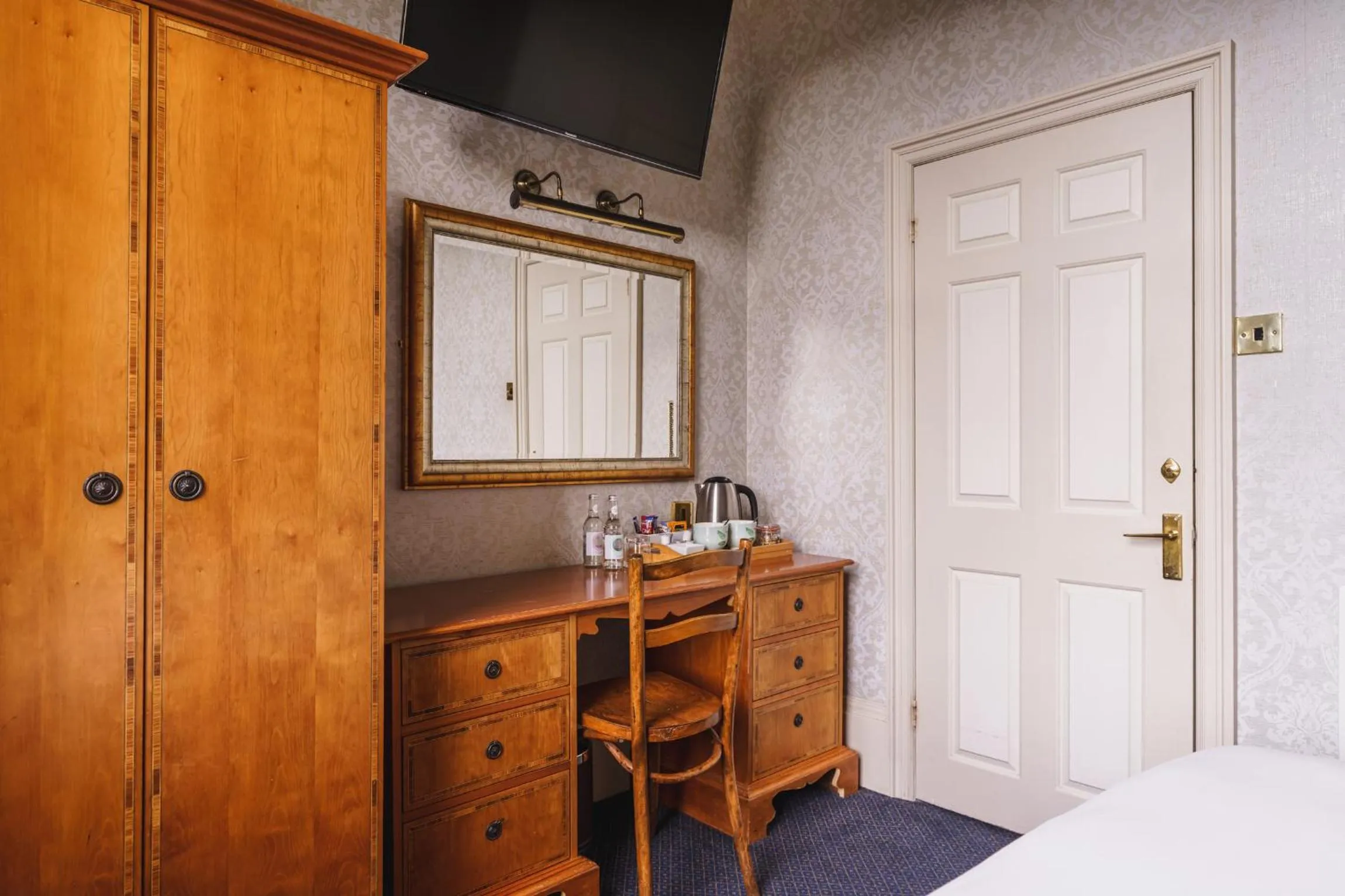 Bedroom in The Kennard