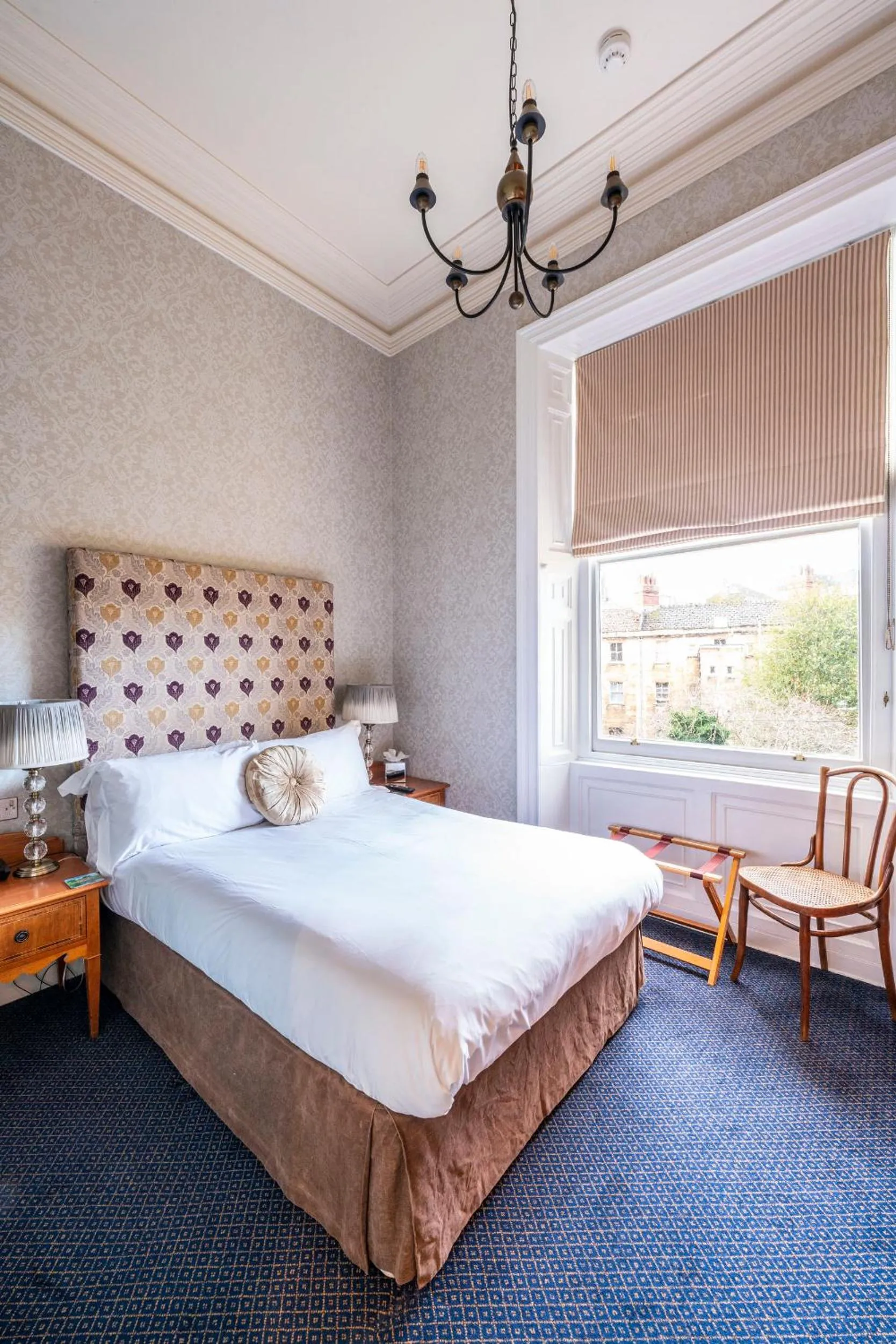 Photo of the whole room, Bed in The Kennard