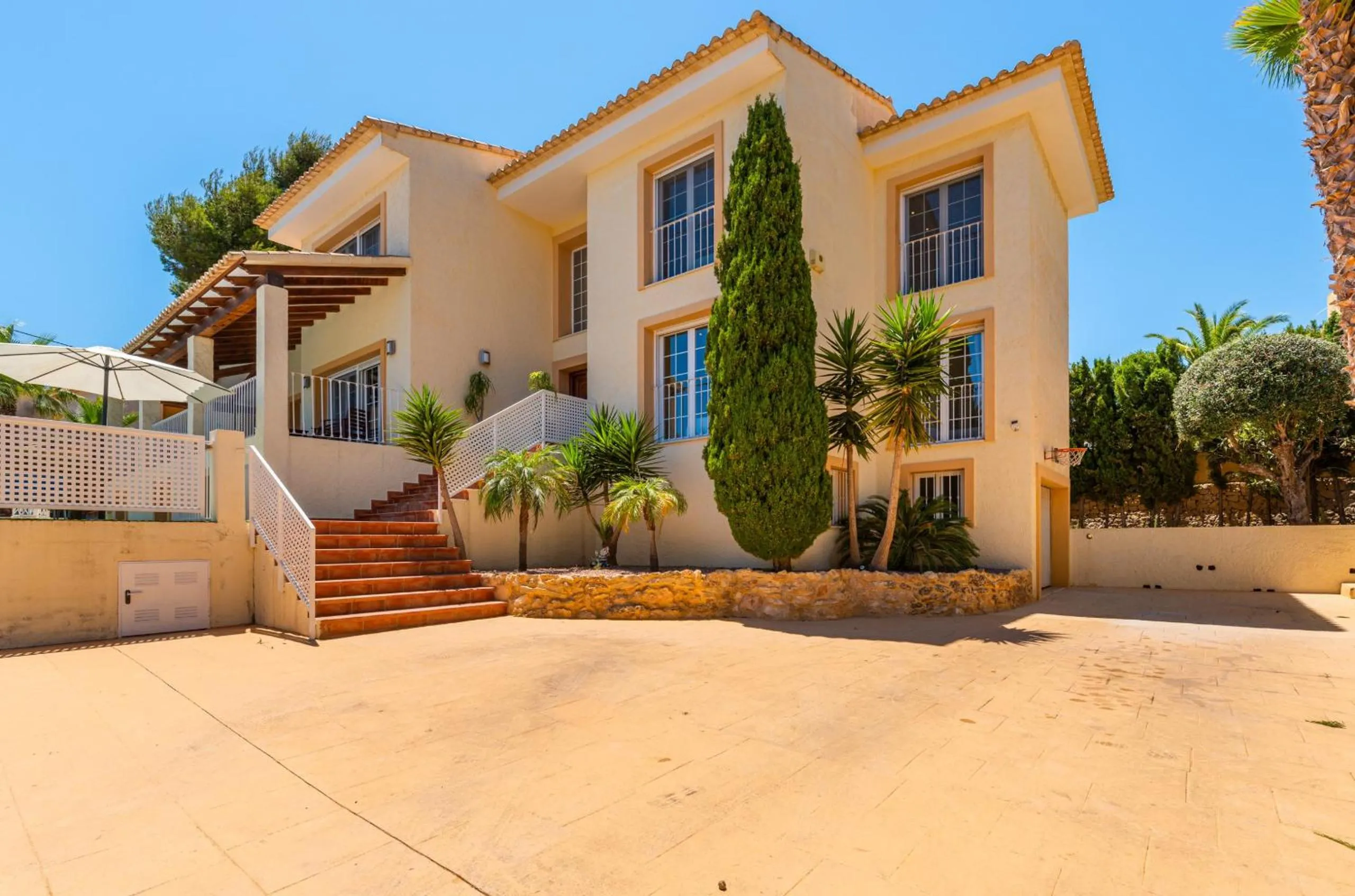 Off site in Villa Dorada - PlusHolidays