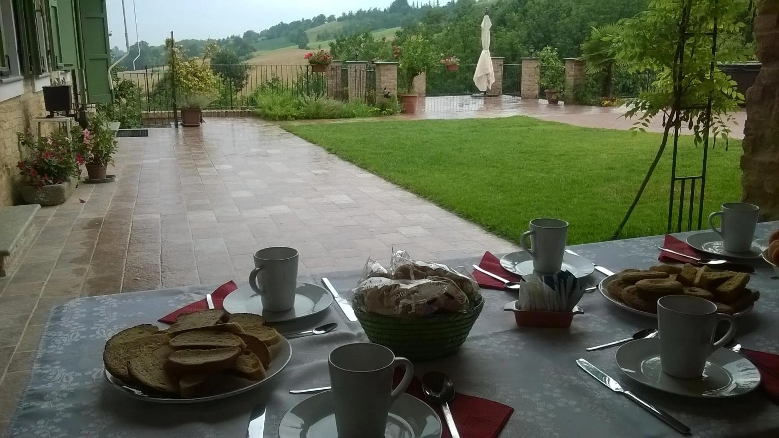 Italian breakfast in Il Ghiro Dormiglione