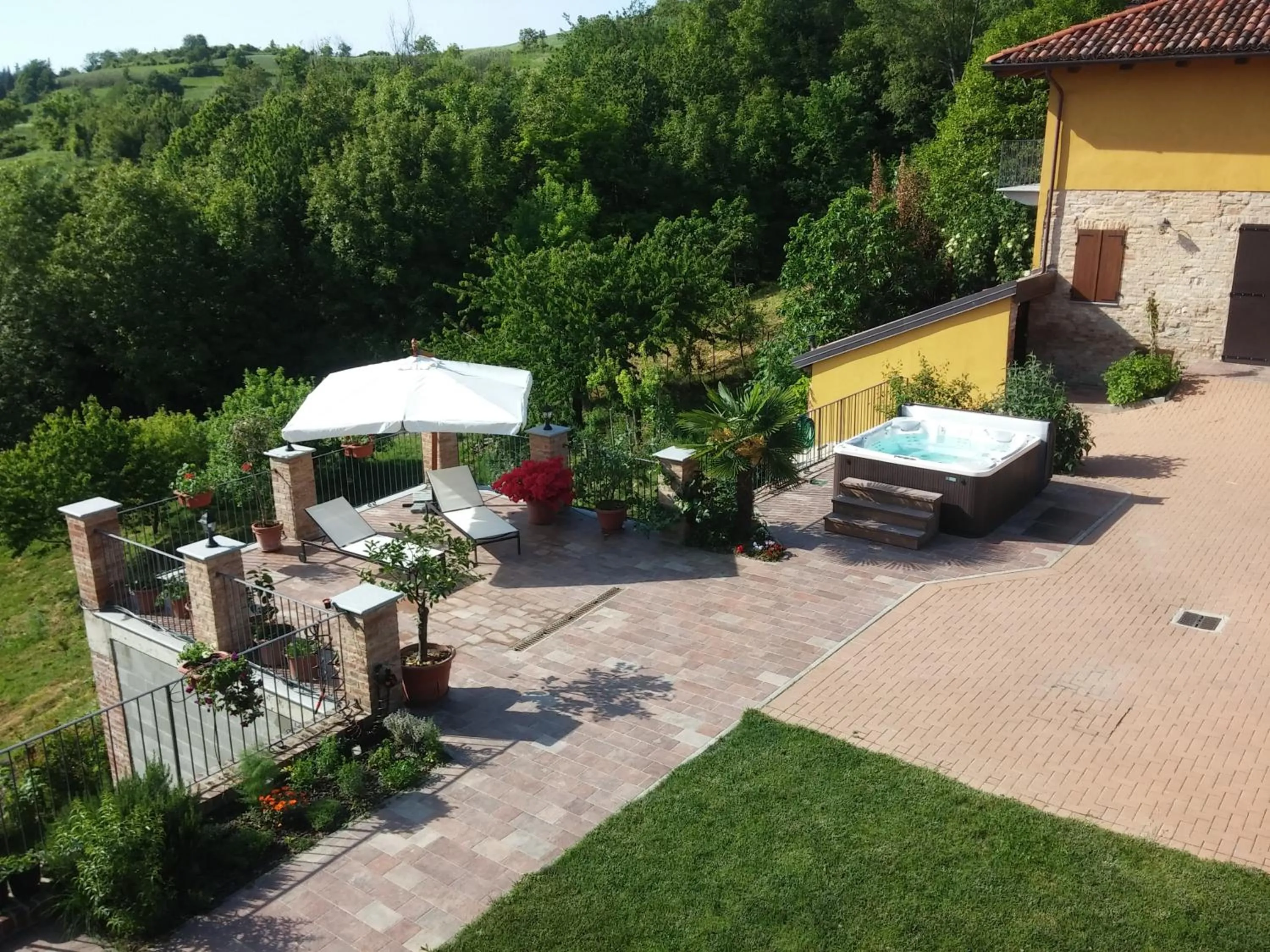 Garden view in Il Ghiro Dormiglione