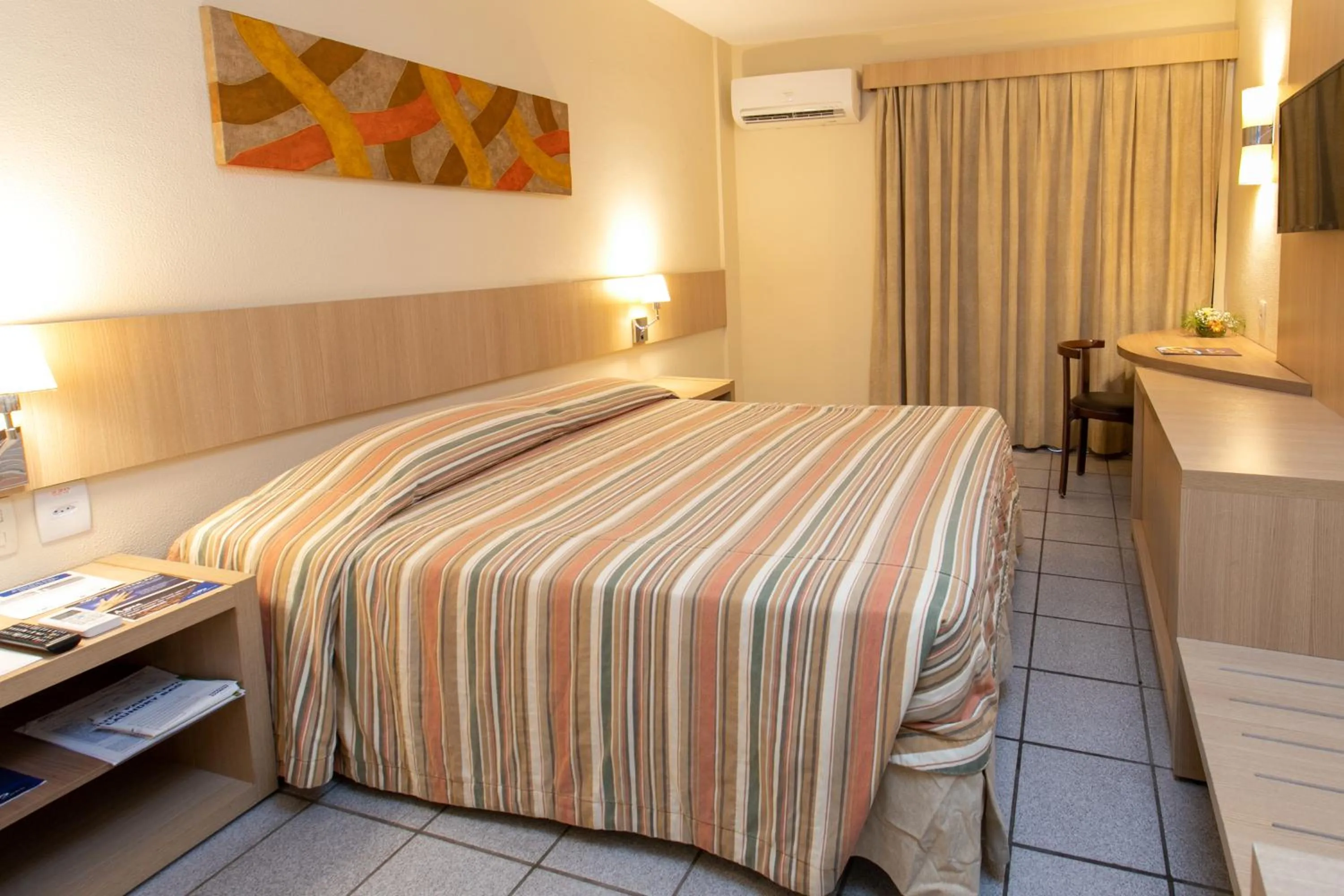 Deluxe Single Room - single occupancy in Hotel Diogo